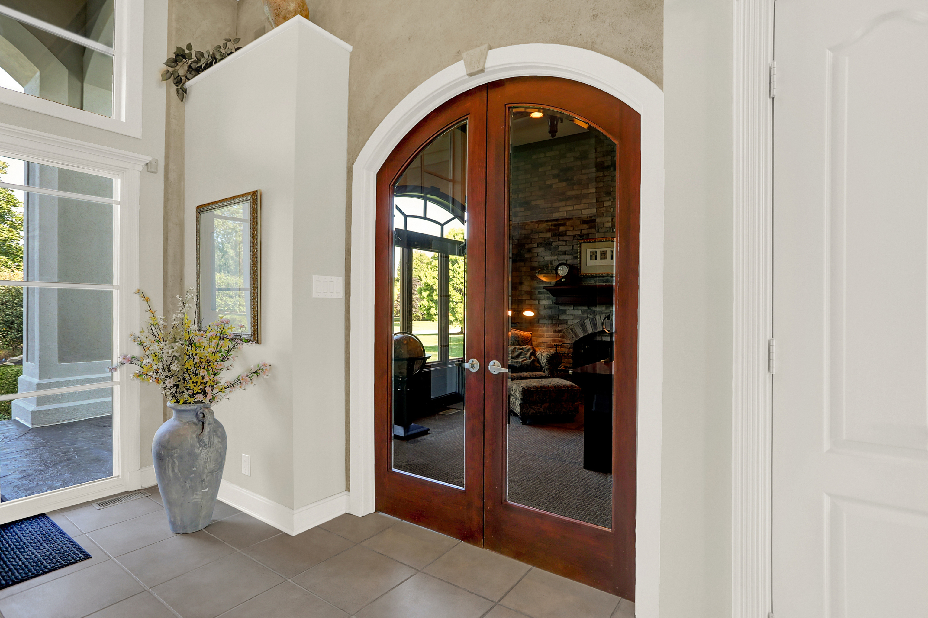 15909 Oak Park Court