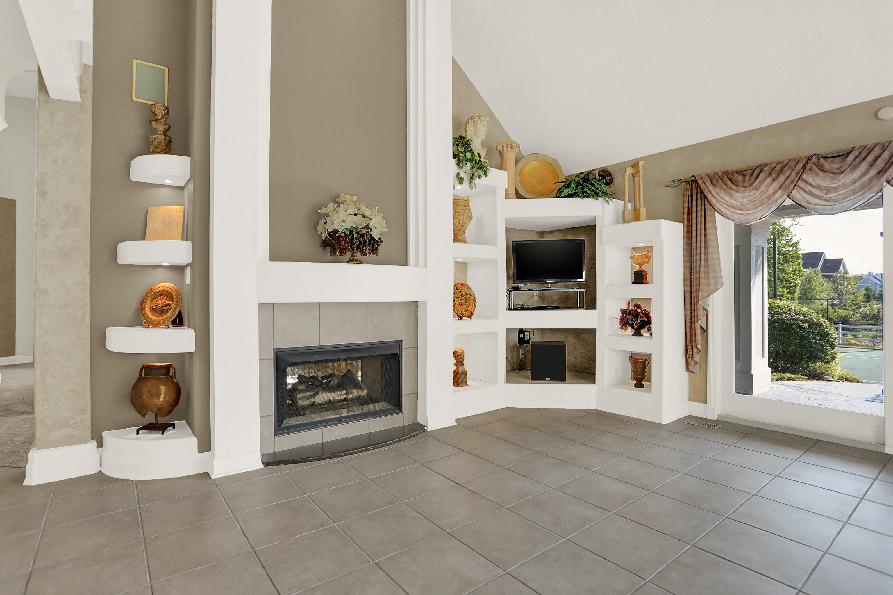 15909 Oak Park Court