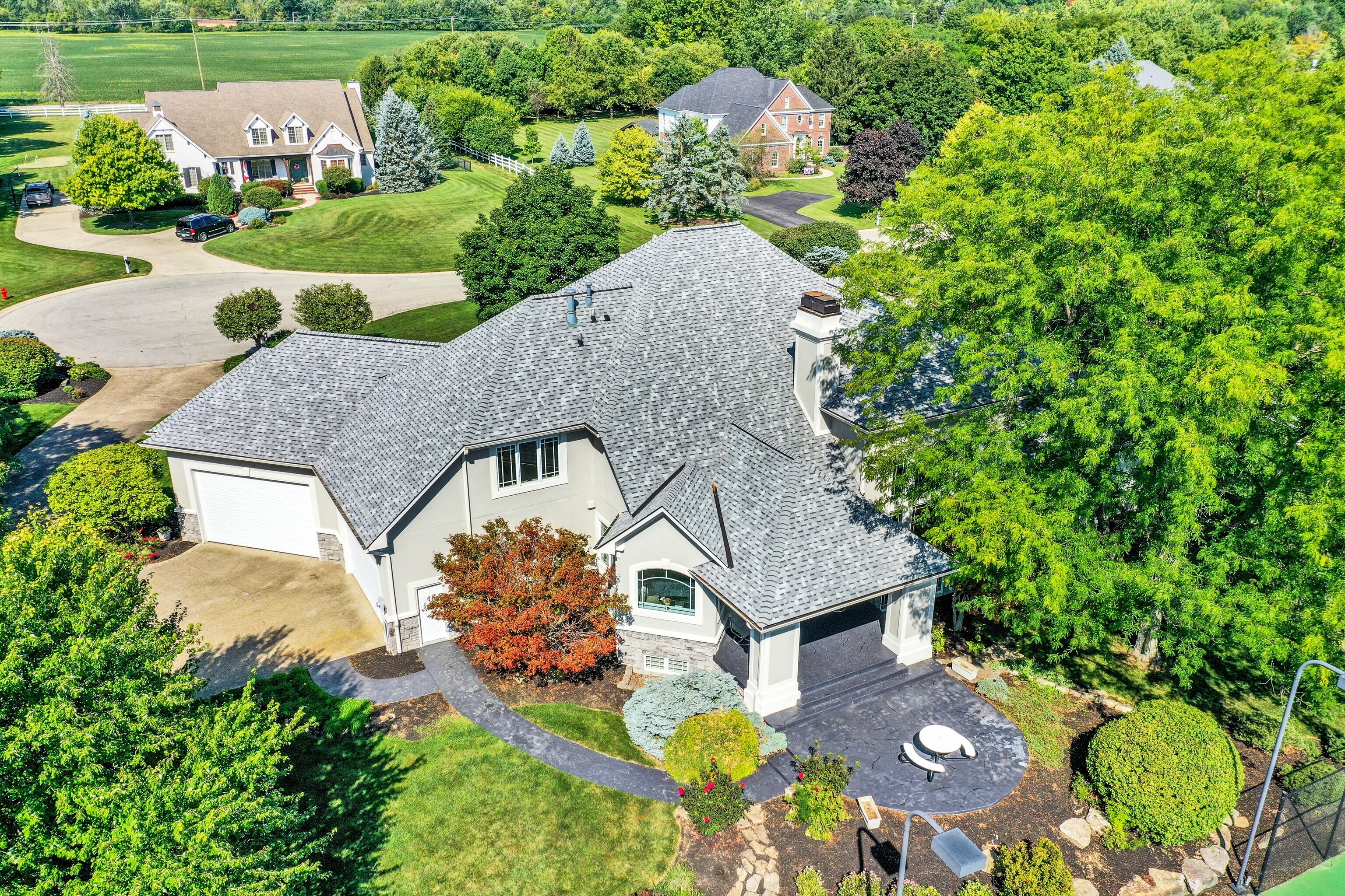 15909 Oak Park Court