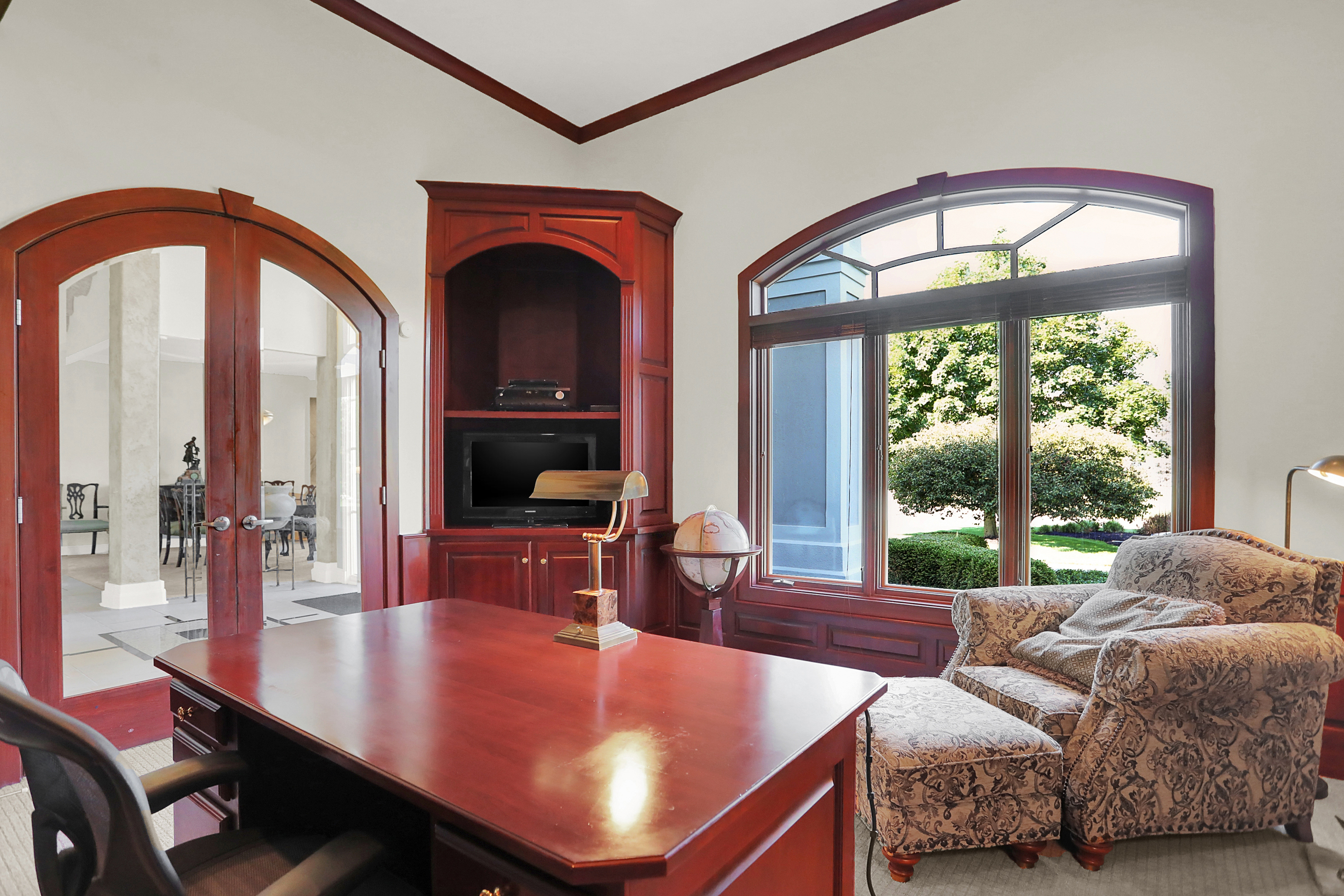 15909 Oak Park Court