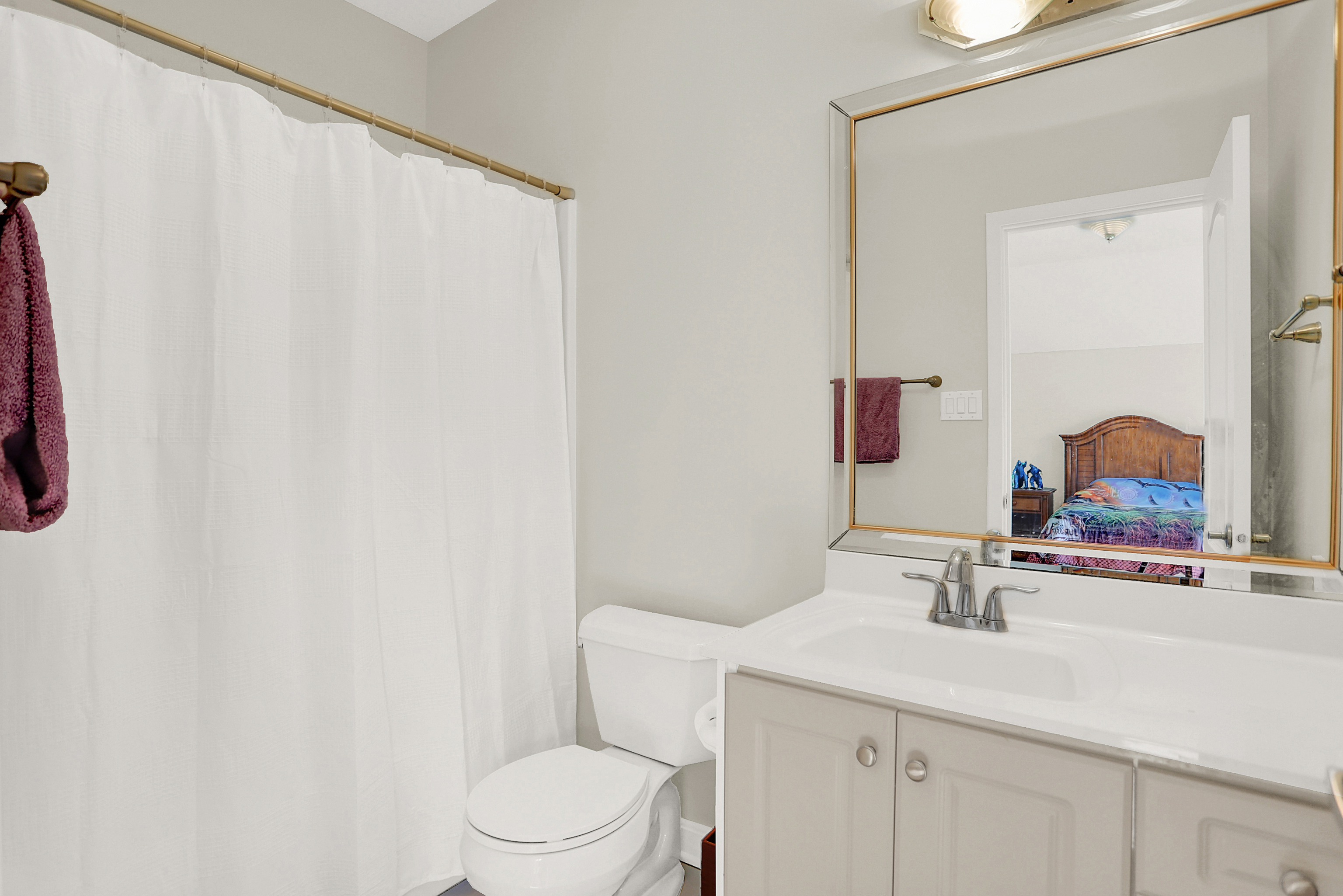 15909 Oak Park Court