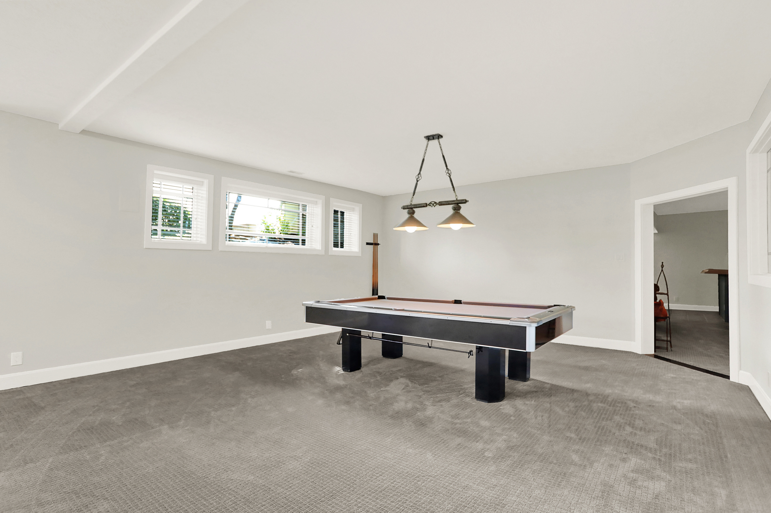 15909 Oak Park Court