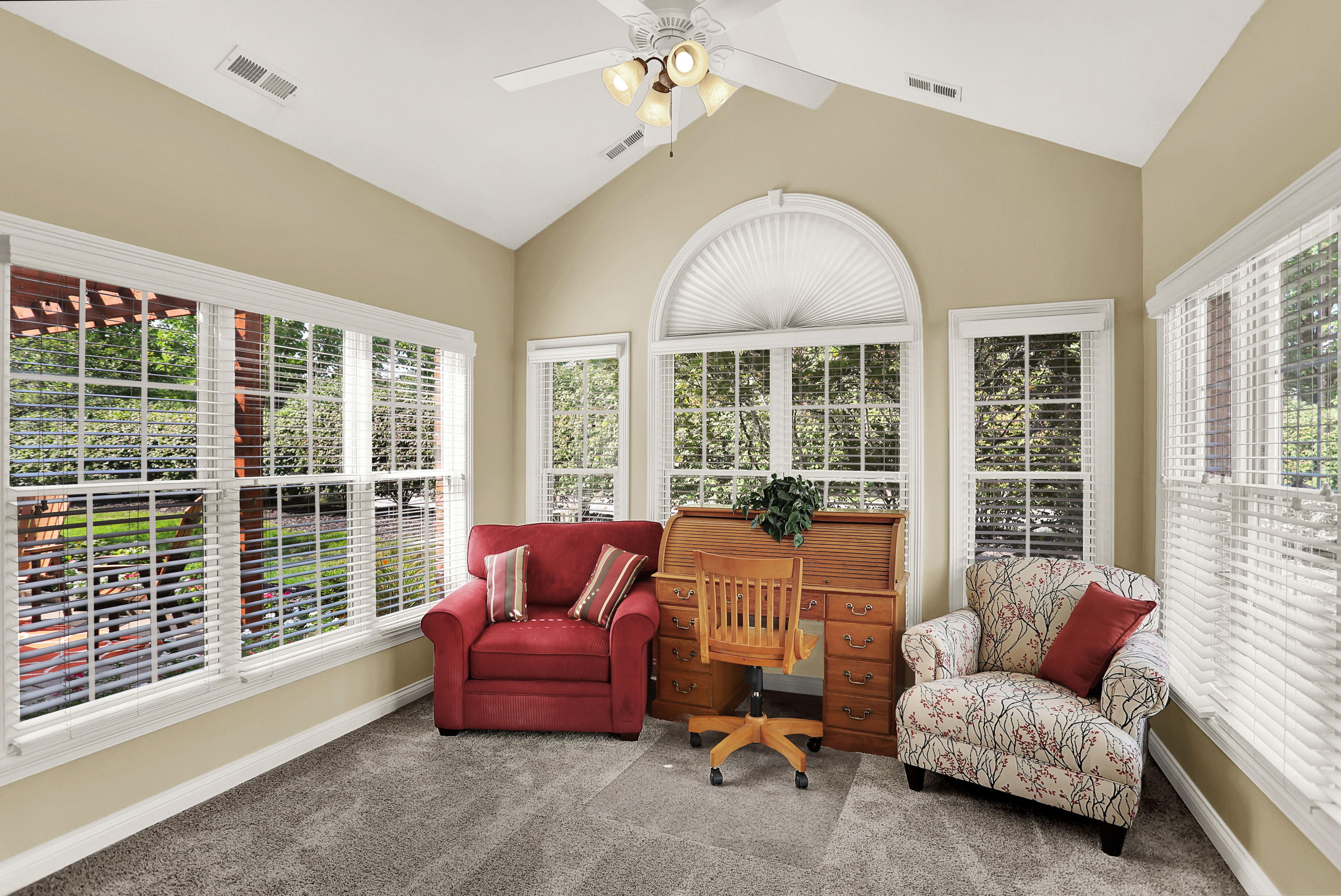 15524 Mission Hills Drive