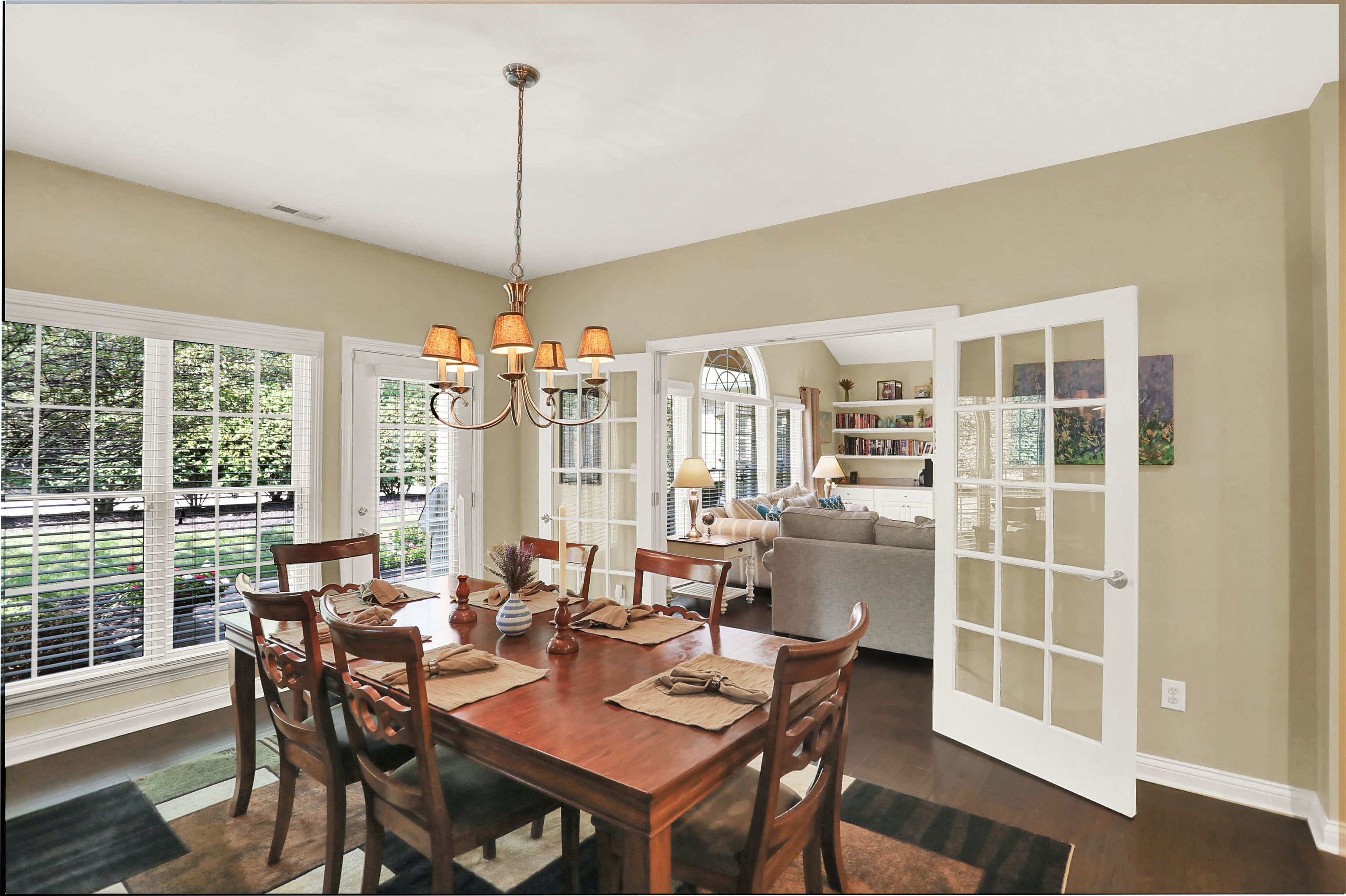 15524 Mission Hills Drive