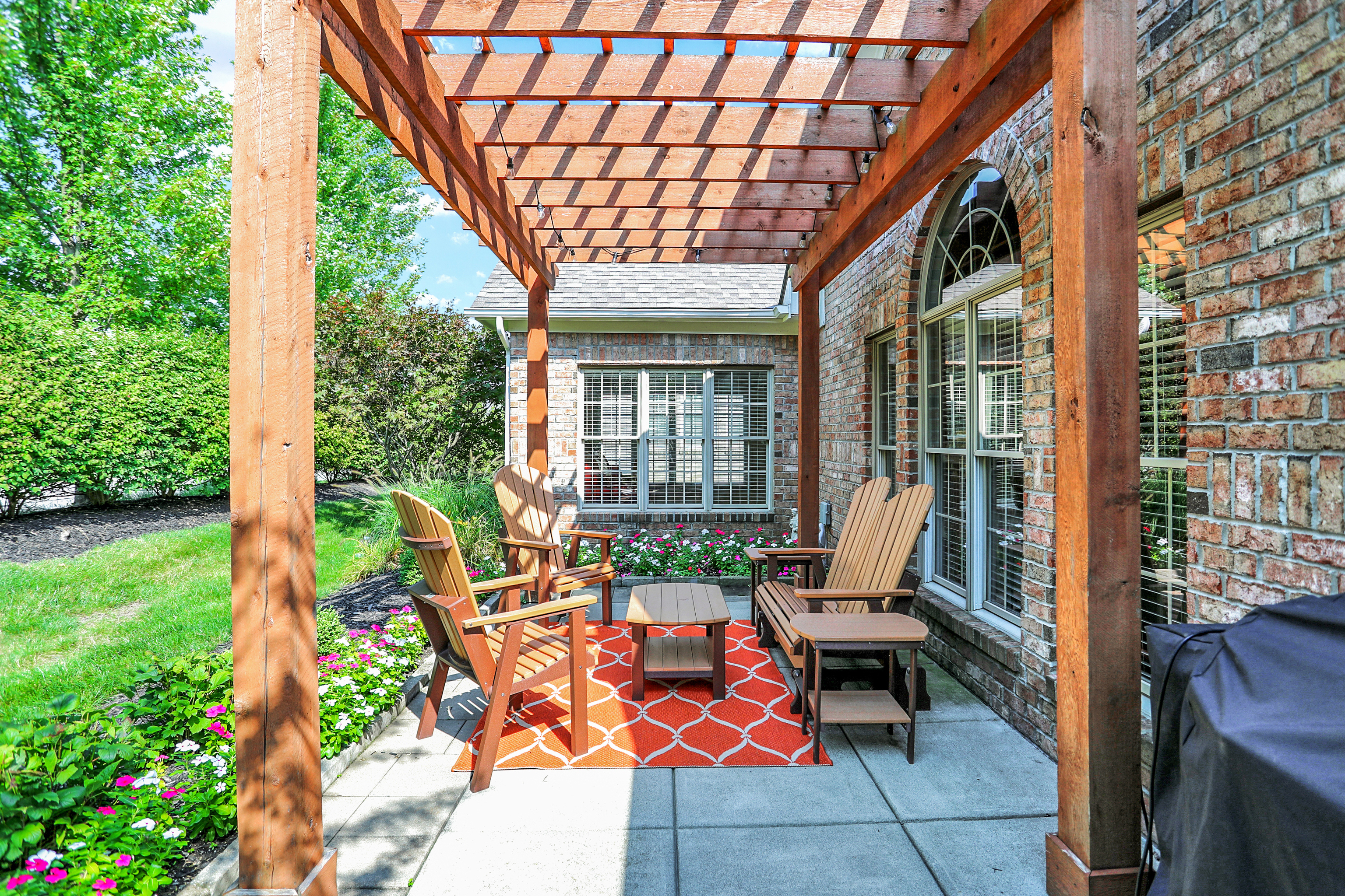 15524 Mission Hills Drive