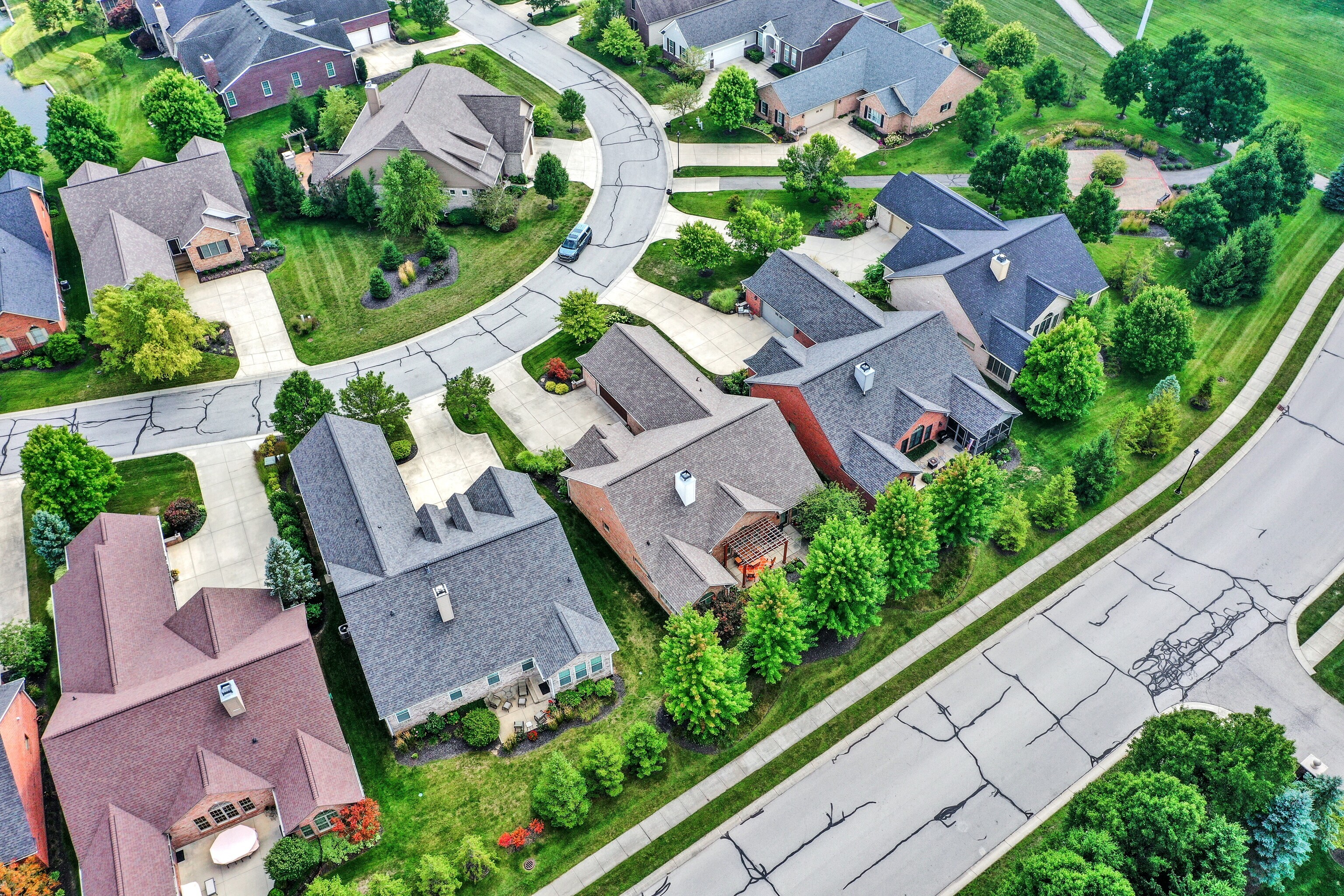 15524 Mission Hills Drive