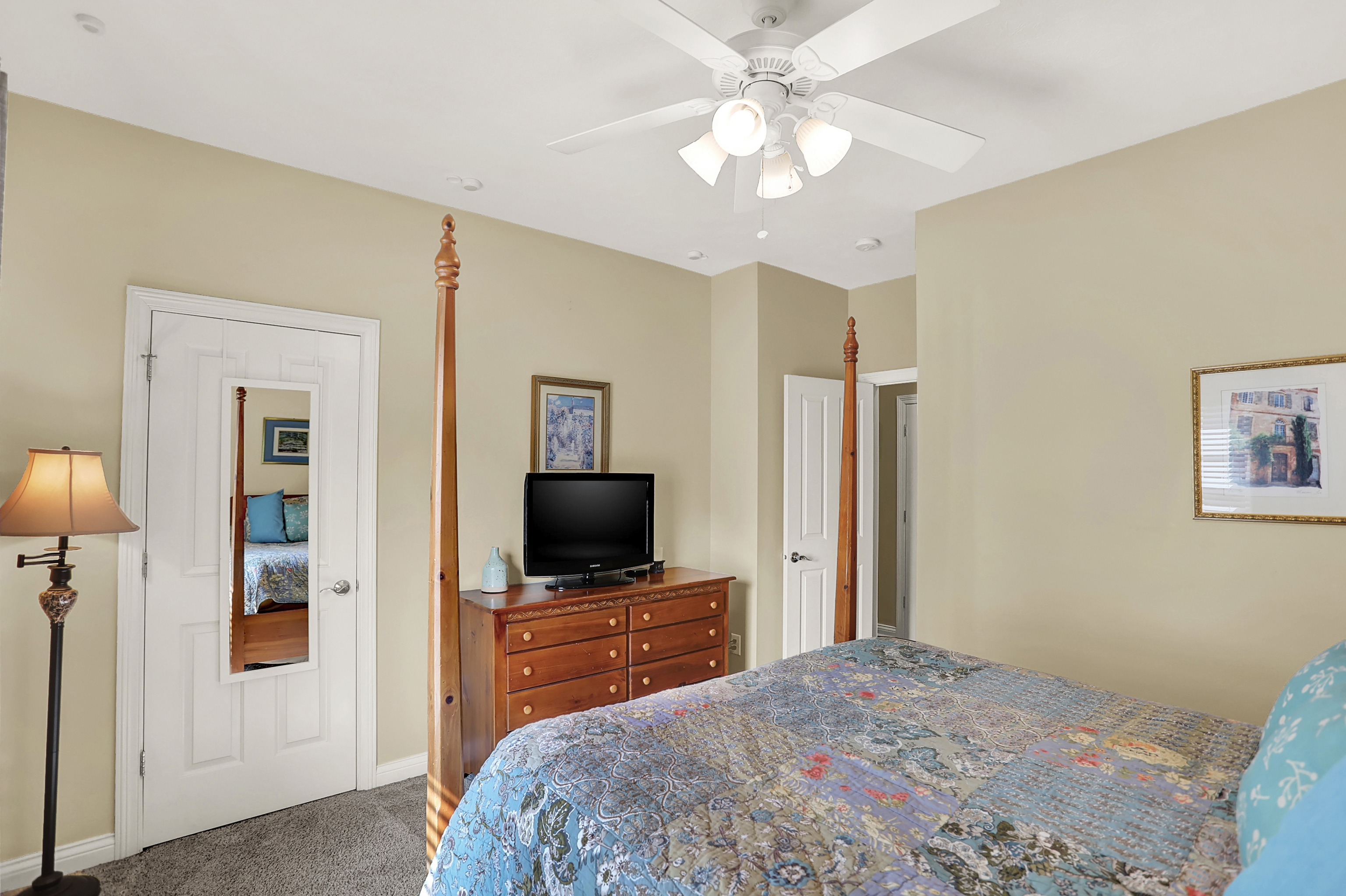 15524 Mission Hills Drive