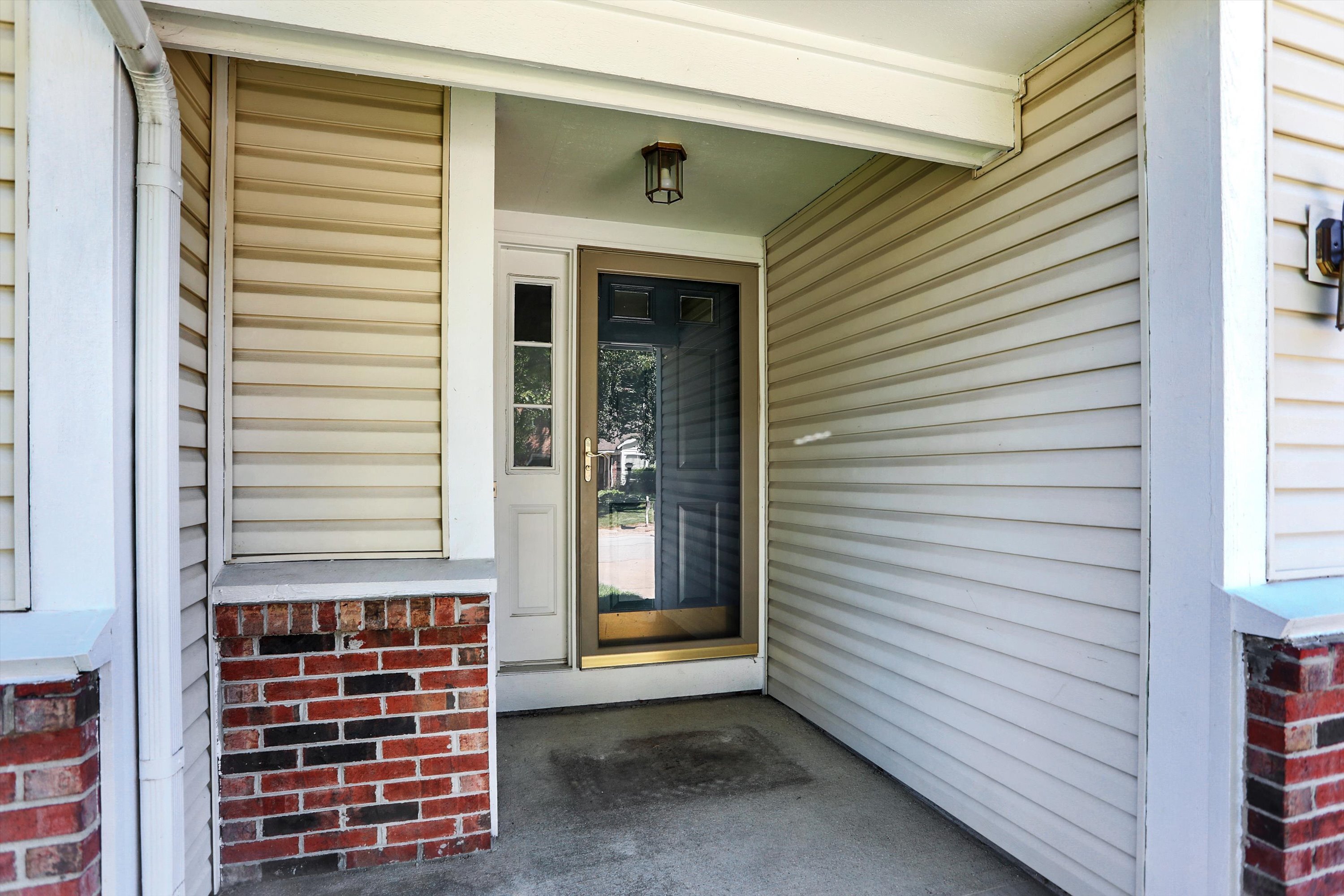 14741 Village Park East Drive