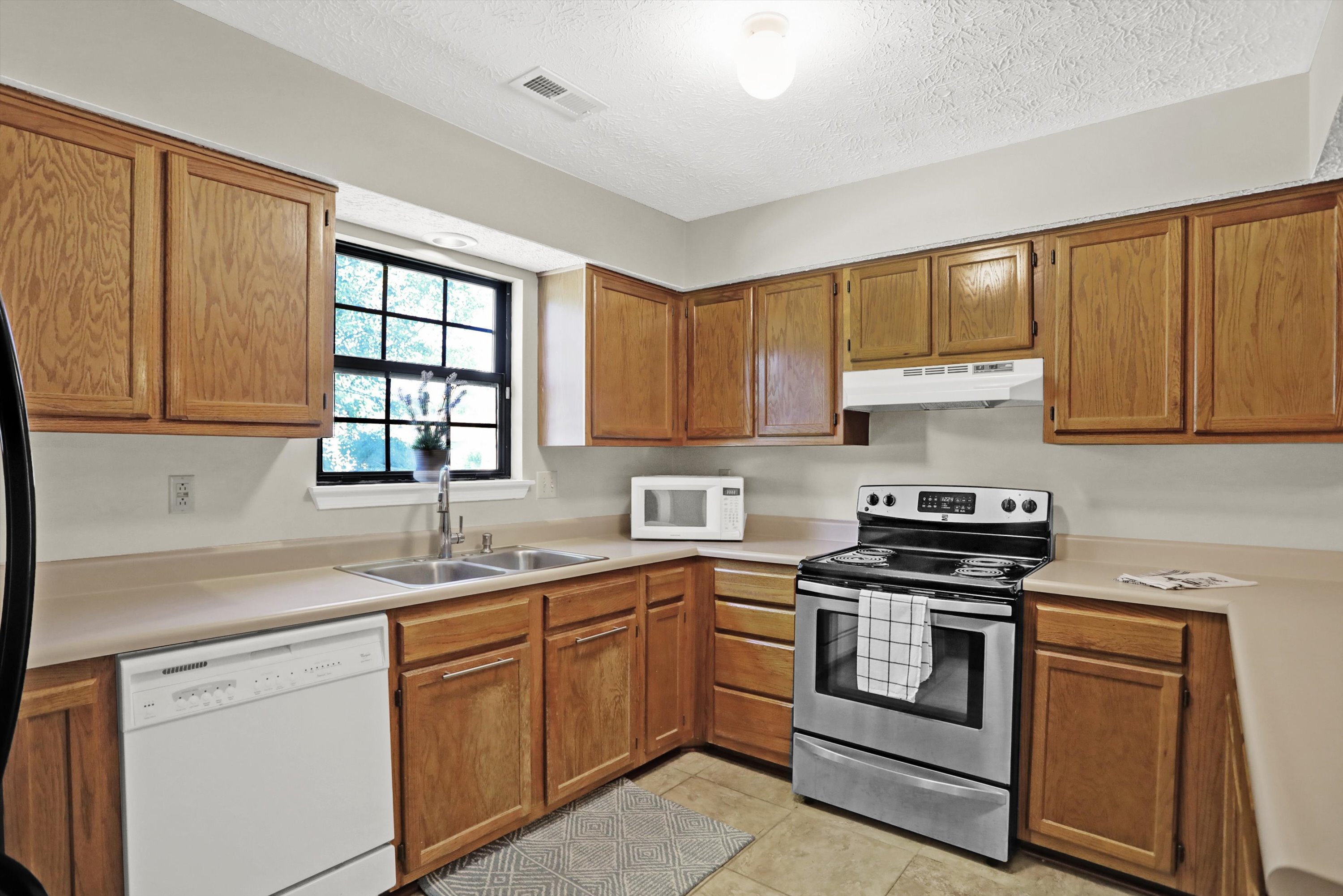 14741 Village Park East Drive