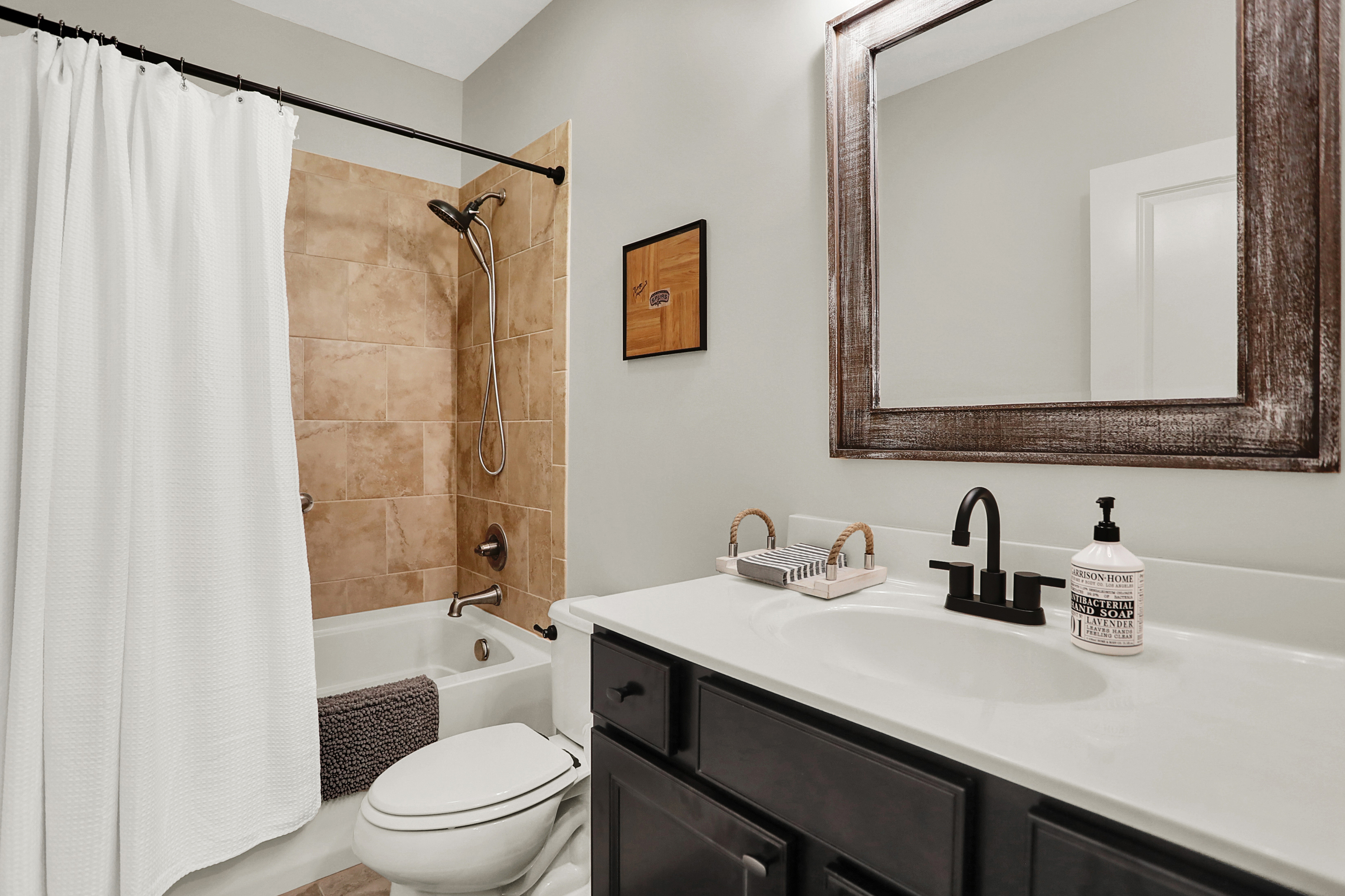 3989 Sunningdale Way