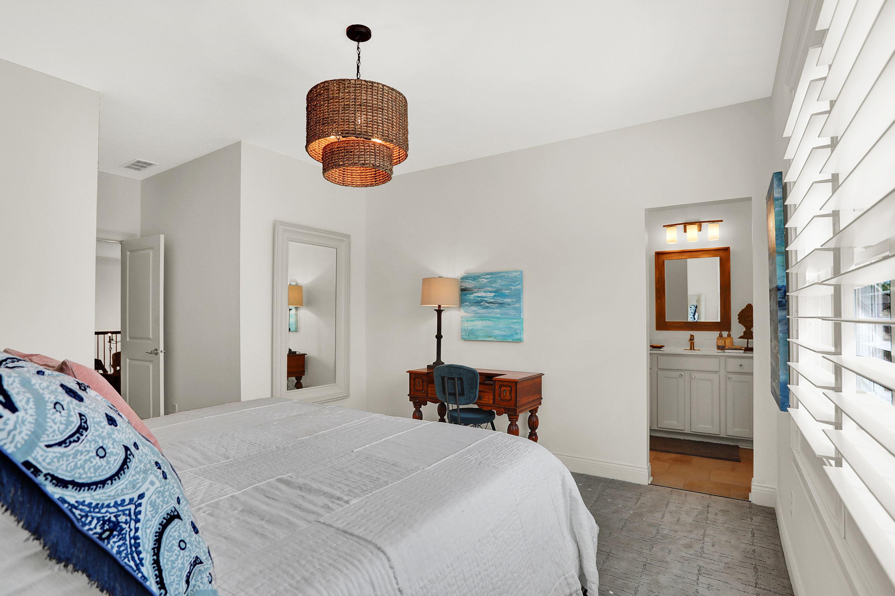 3989 Sunningdale Way