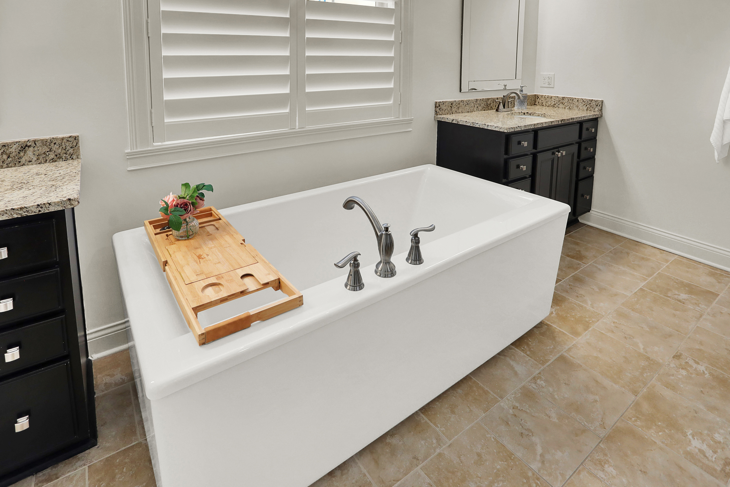 3989 Sunningdale Way