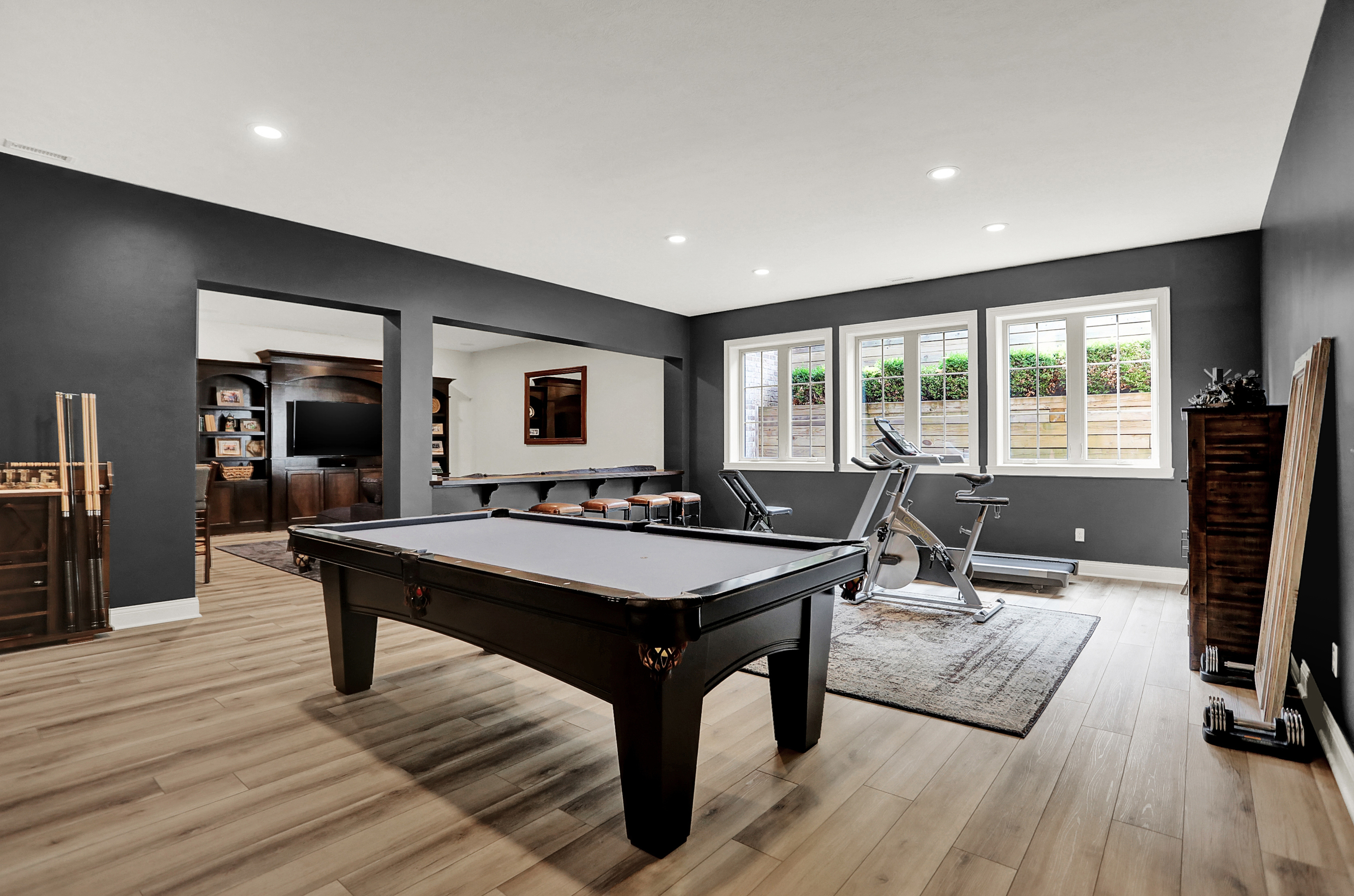 3989 Sunningdale Way