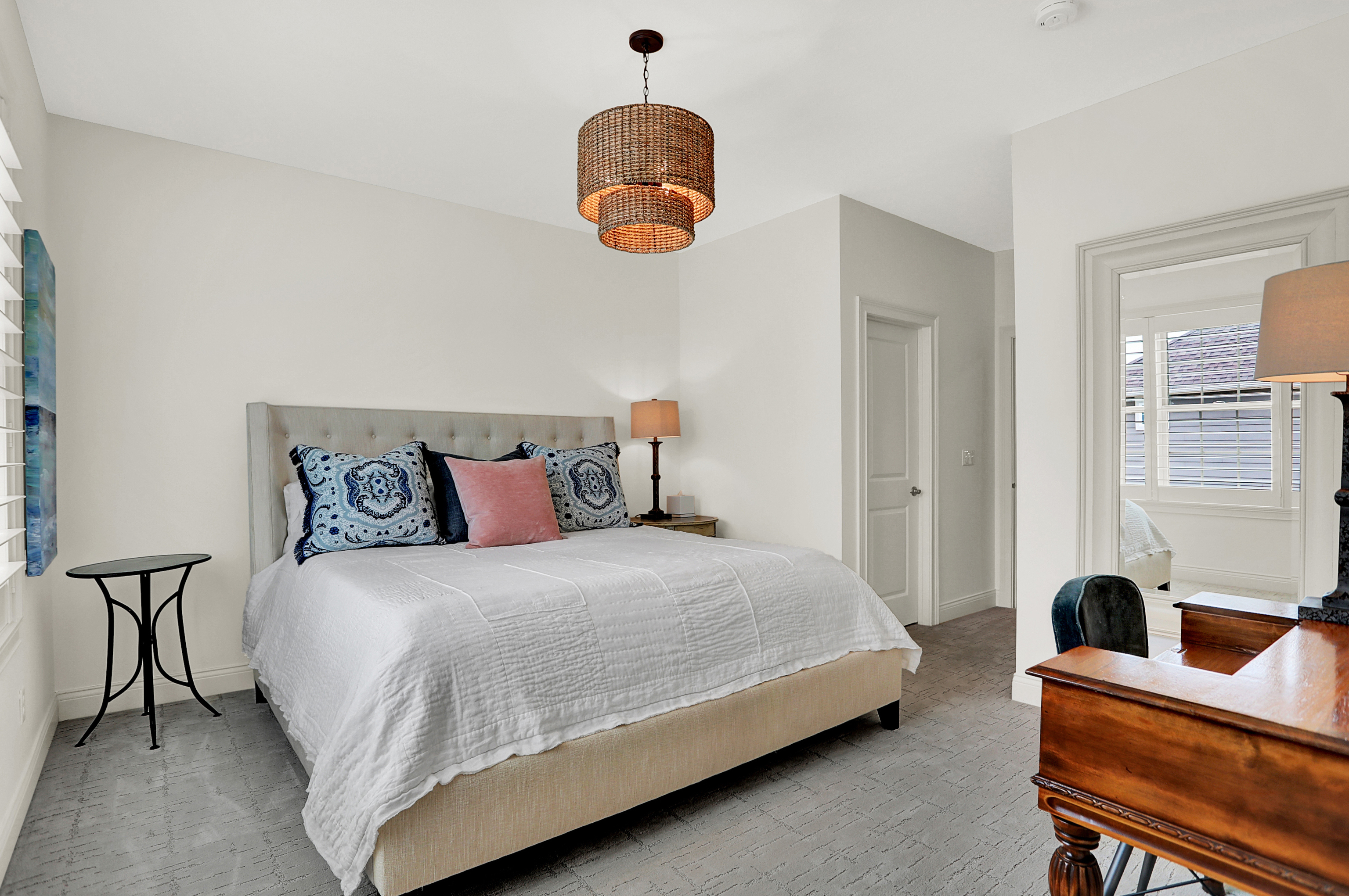 3989 Sunningdale Way