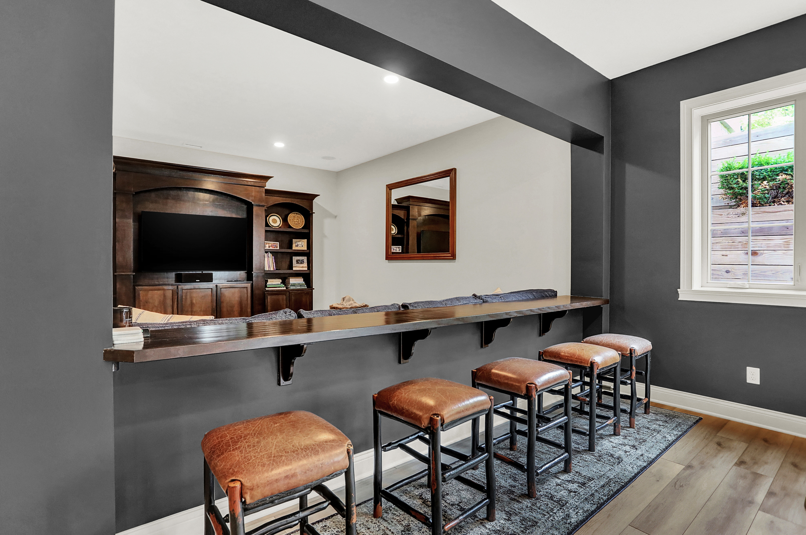 3989 Sunningdale Way