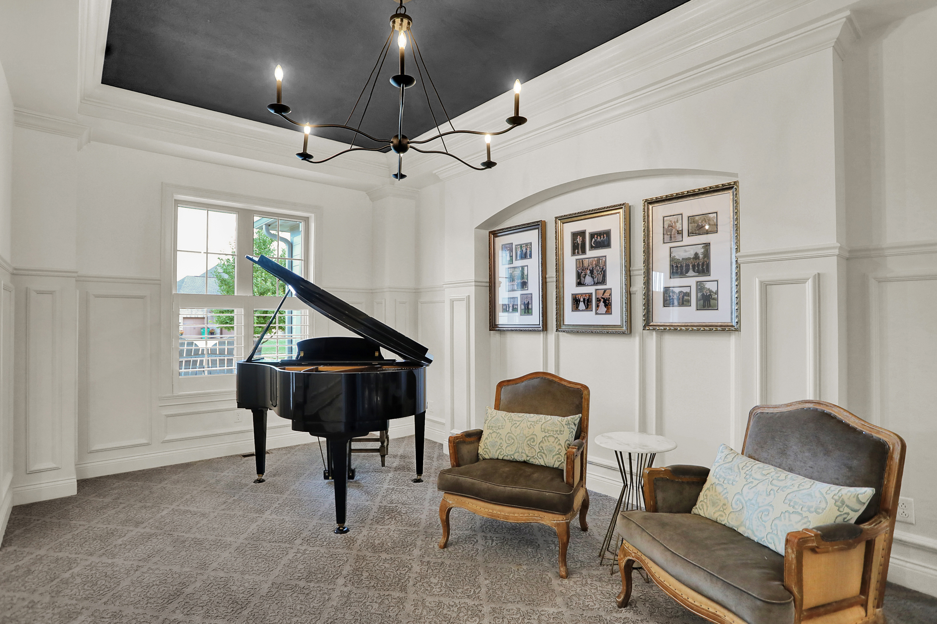 3989 Sunningdale Way