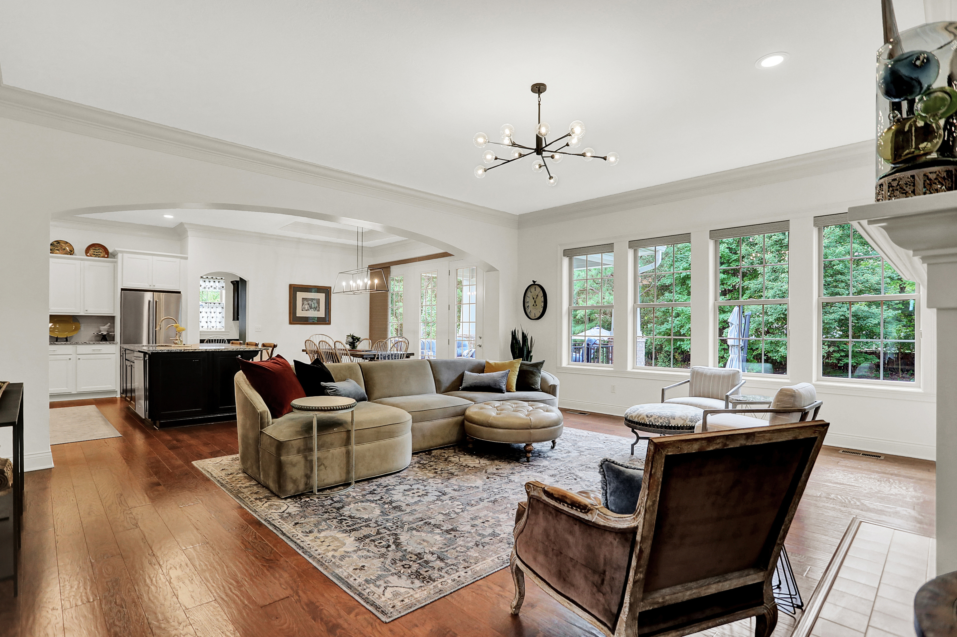 3989 Sunningdale Way