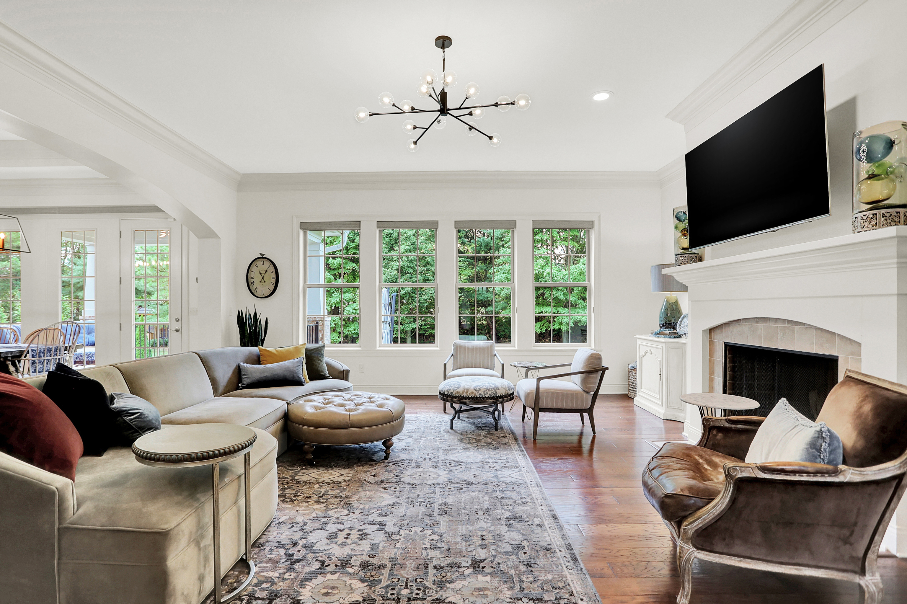 3989 Sunningdale Way