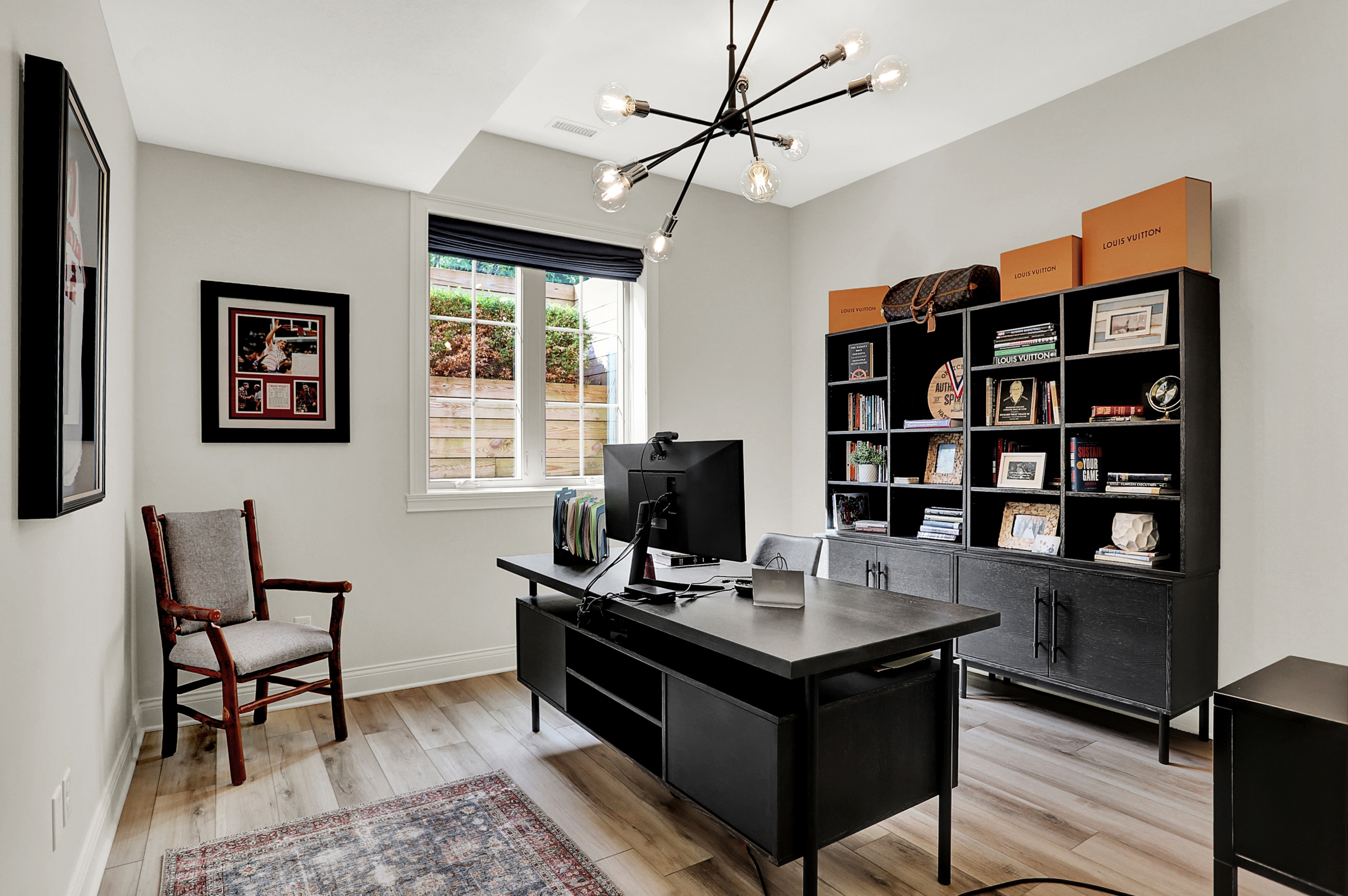 3989 Sunningdale Way