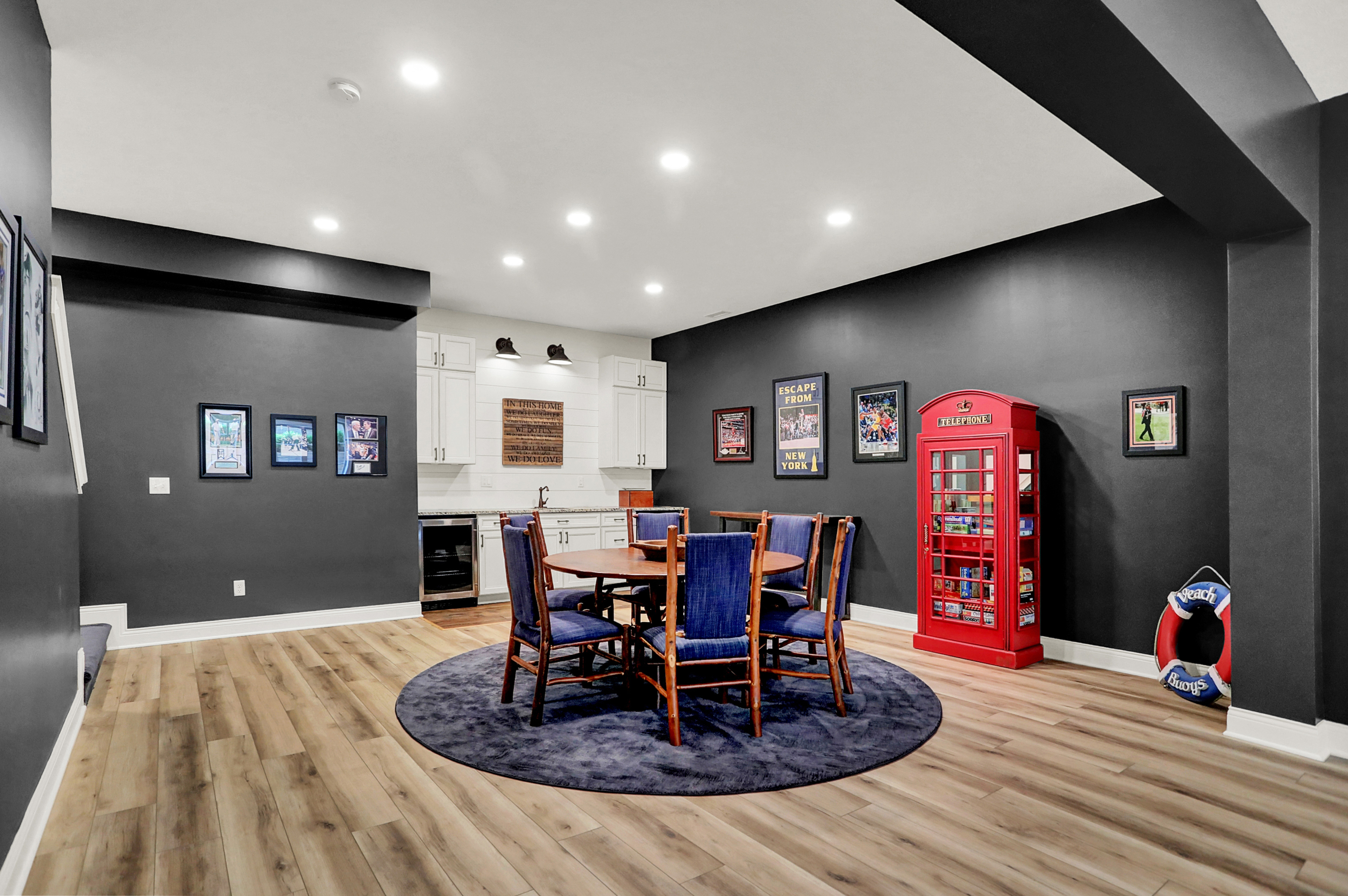 3989 Sunningdale Way