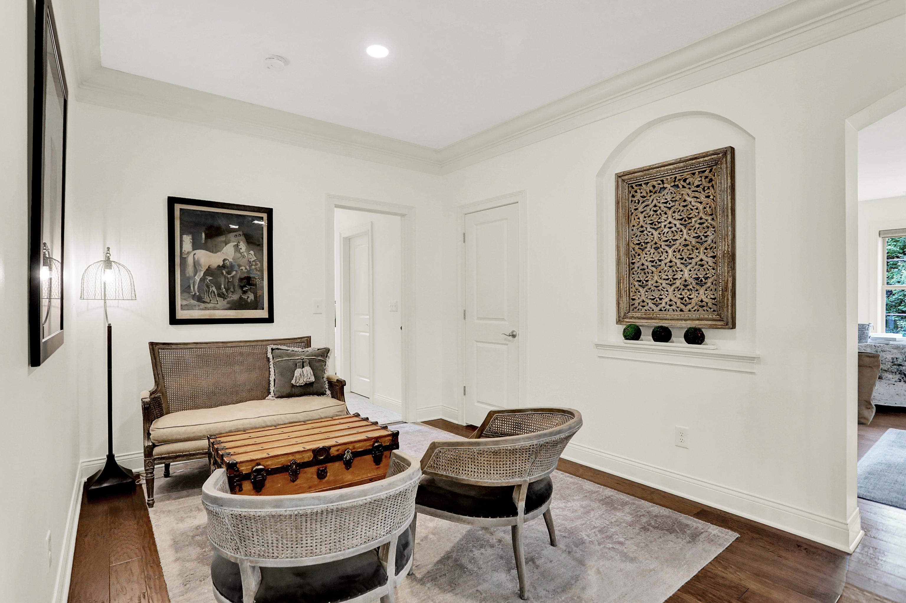 3989 Sunningdale Way