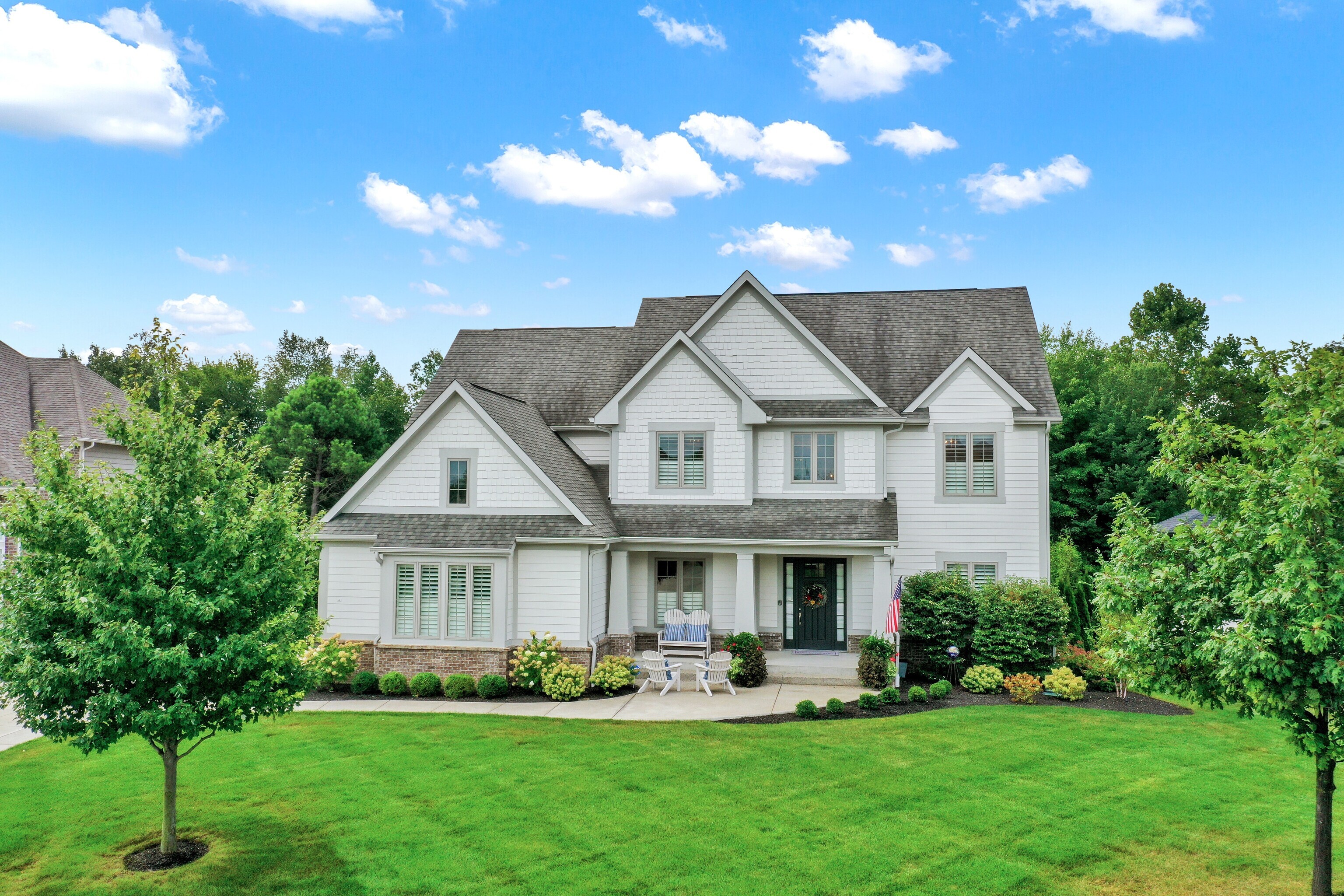 3989 Sunningdale Way