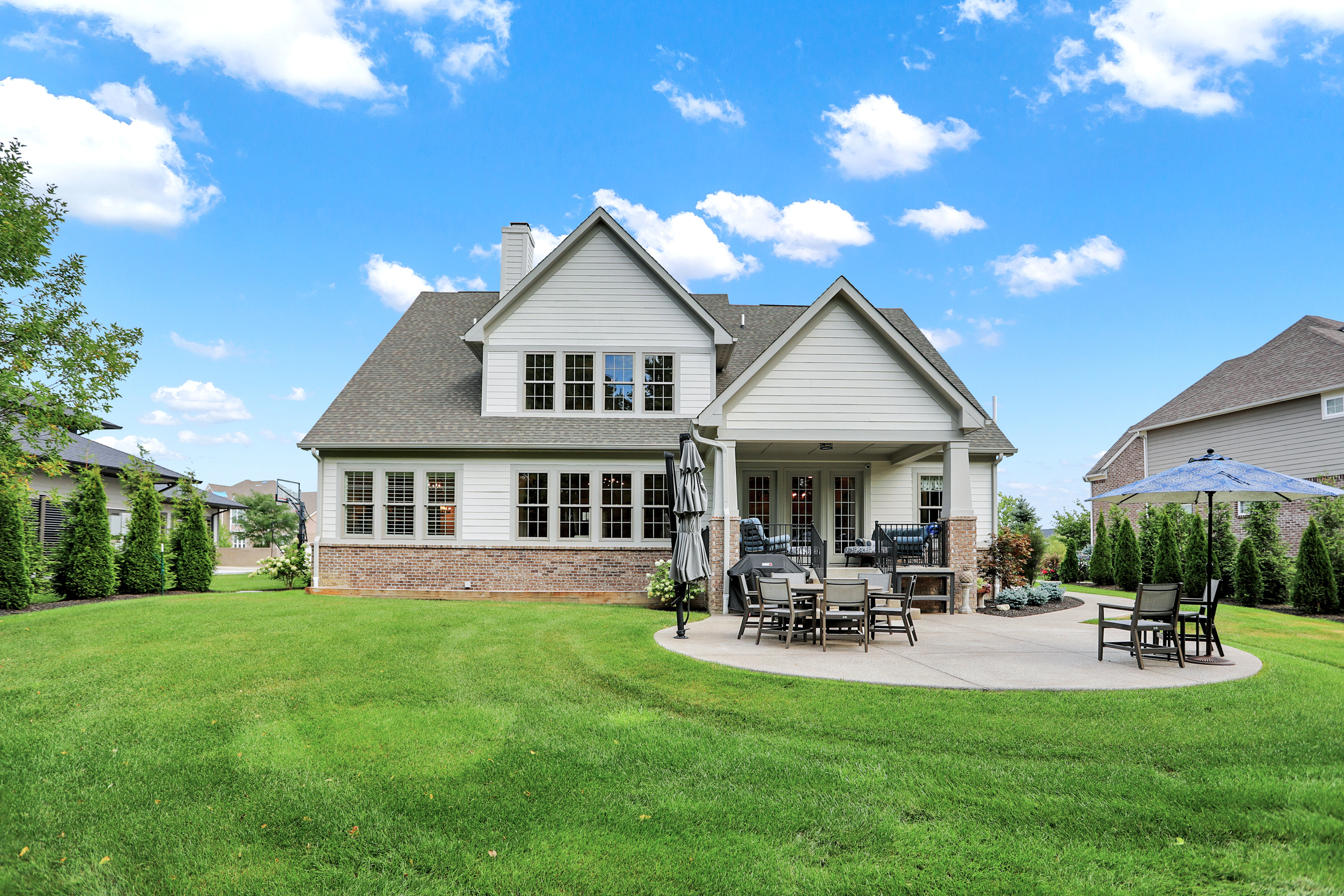 3989 Sunningdale Way