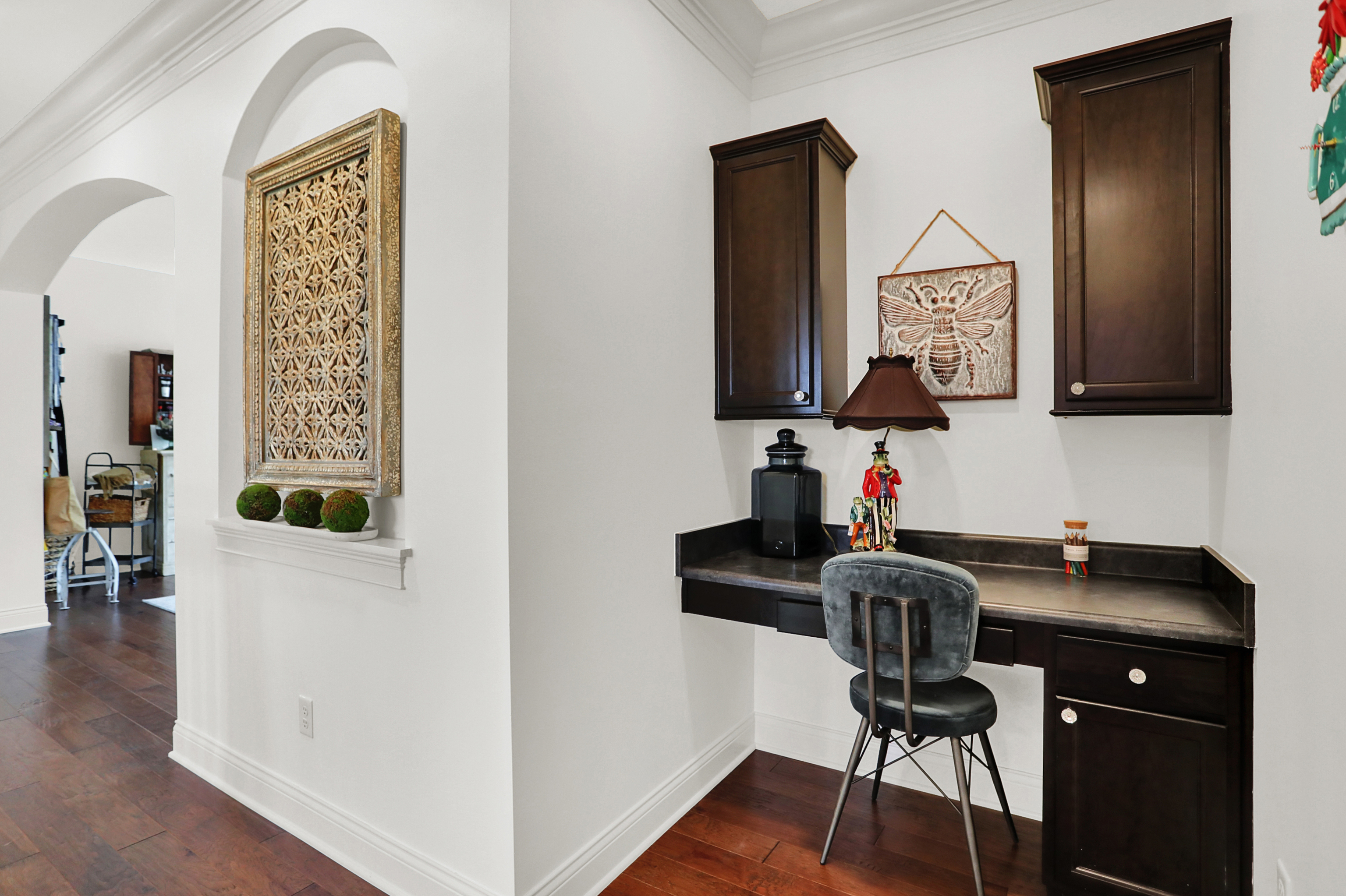 3989 Sunningdale Way