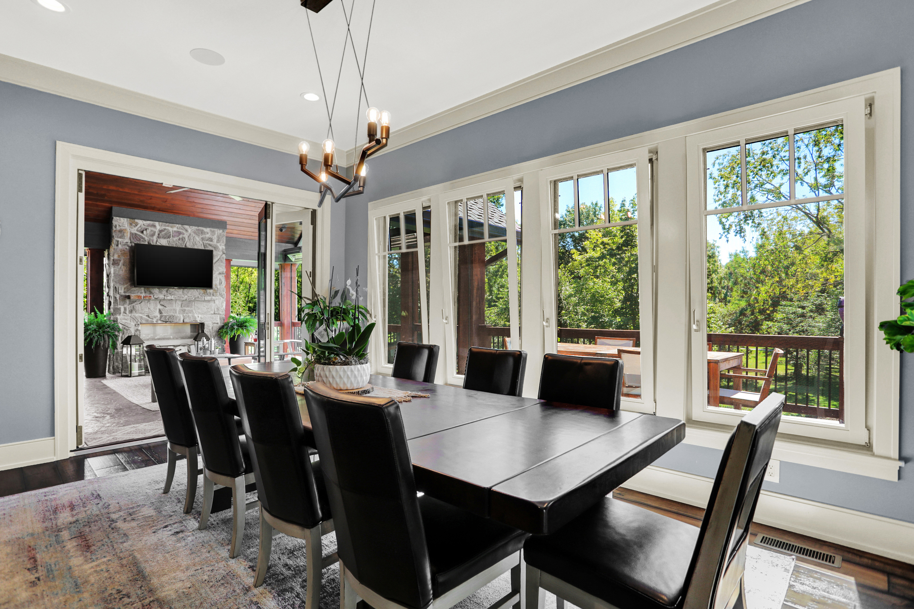 847 Old Ashbury Road