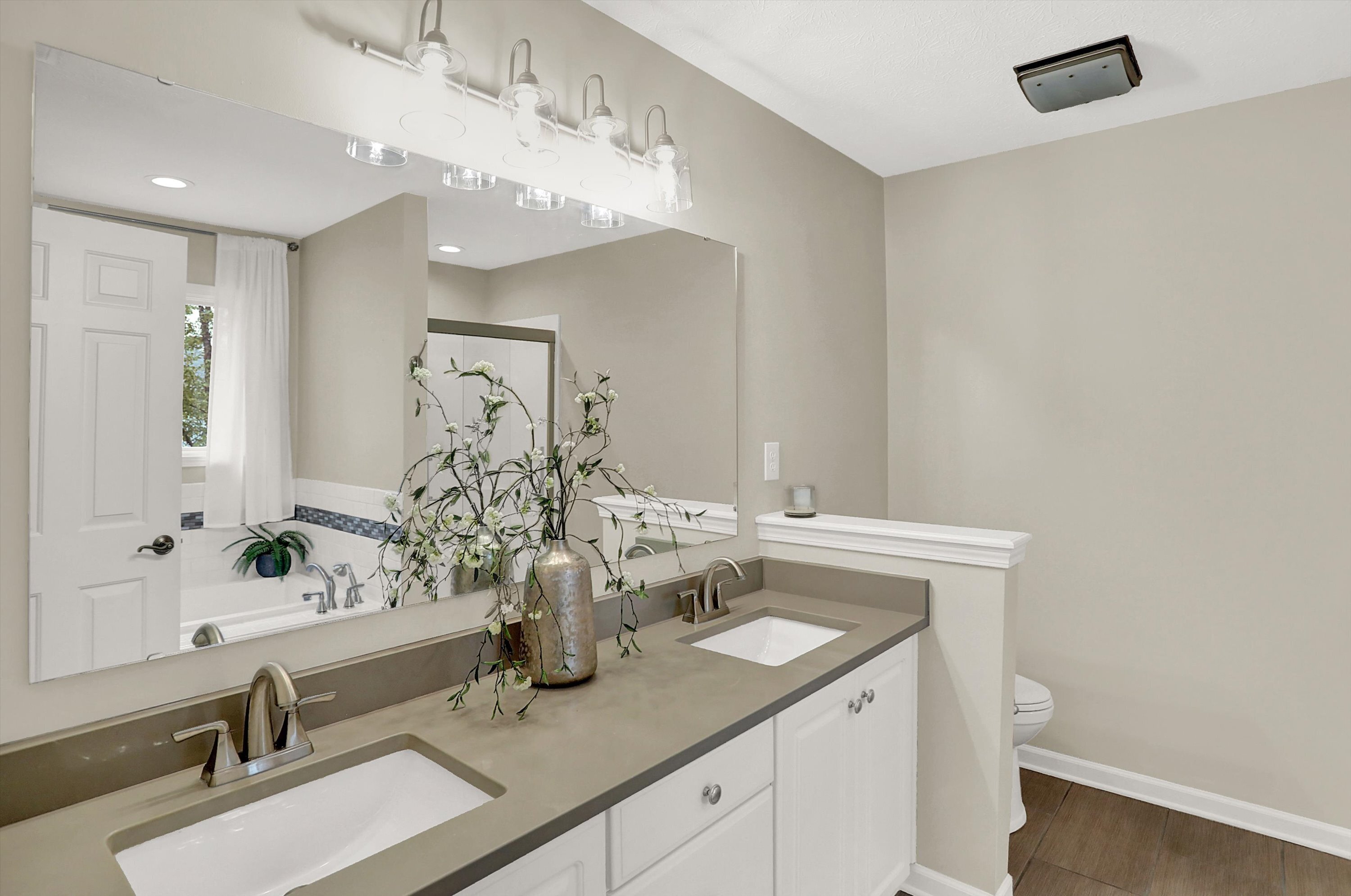 3622 Eaglewood Court