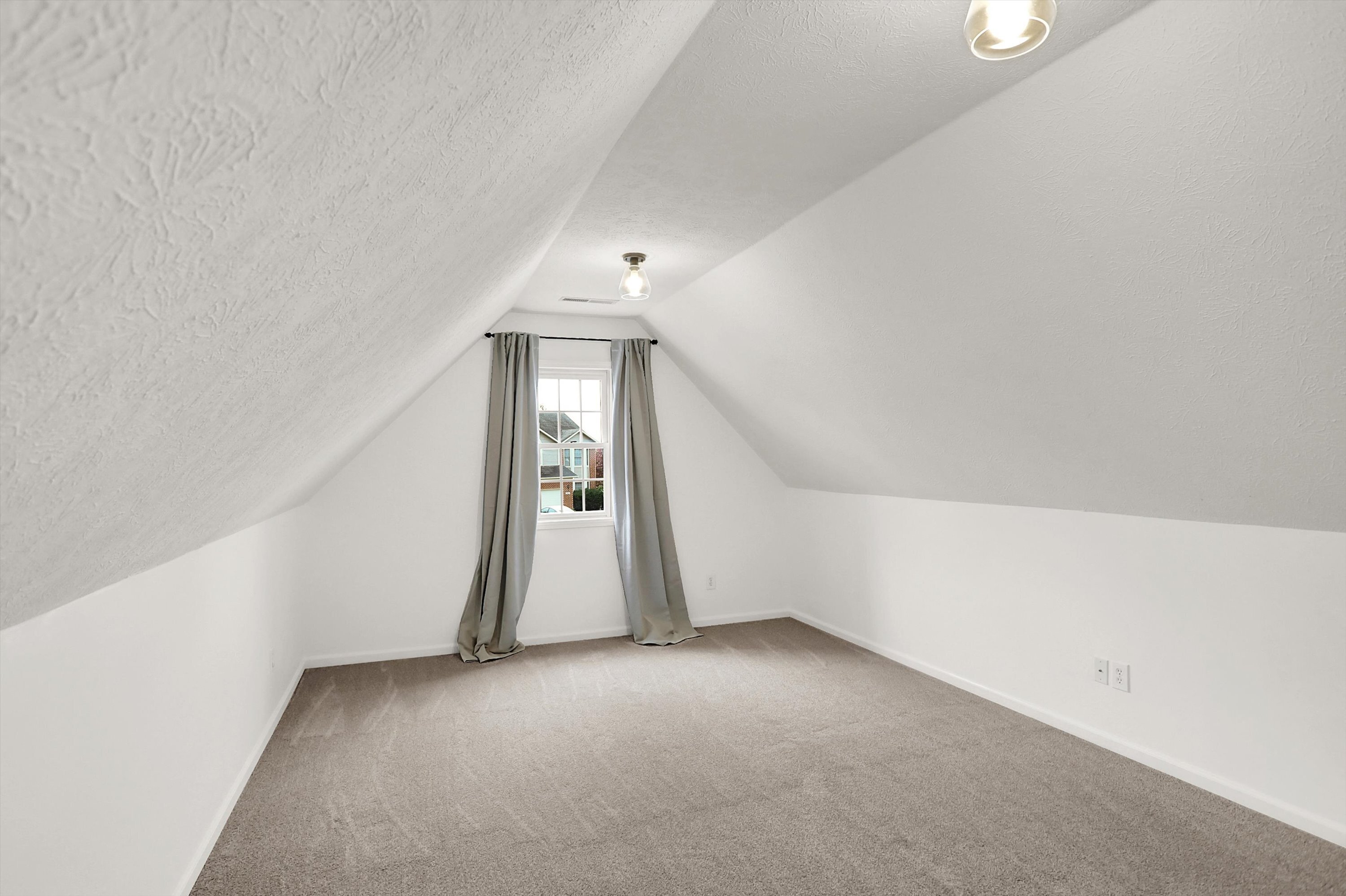 3622 Eaglewood Court