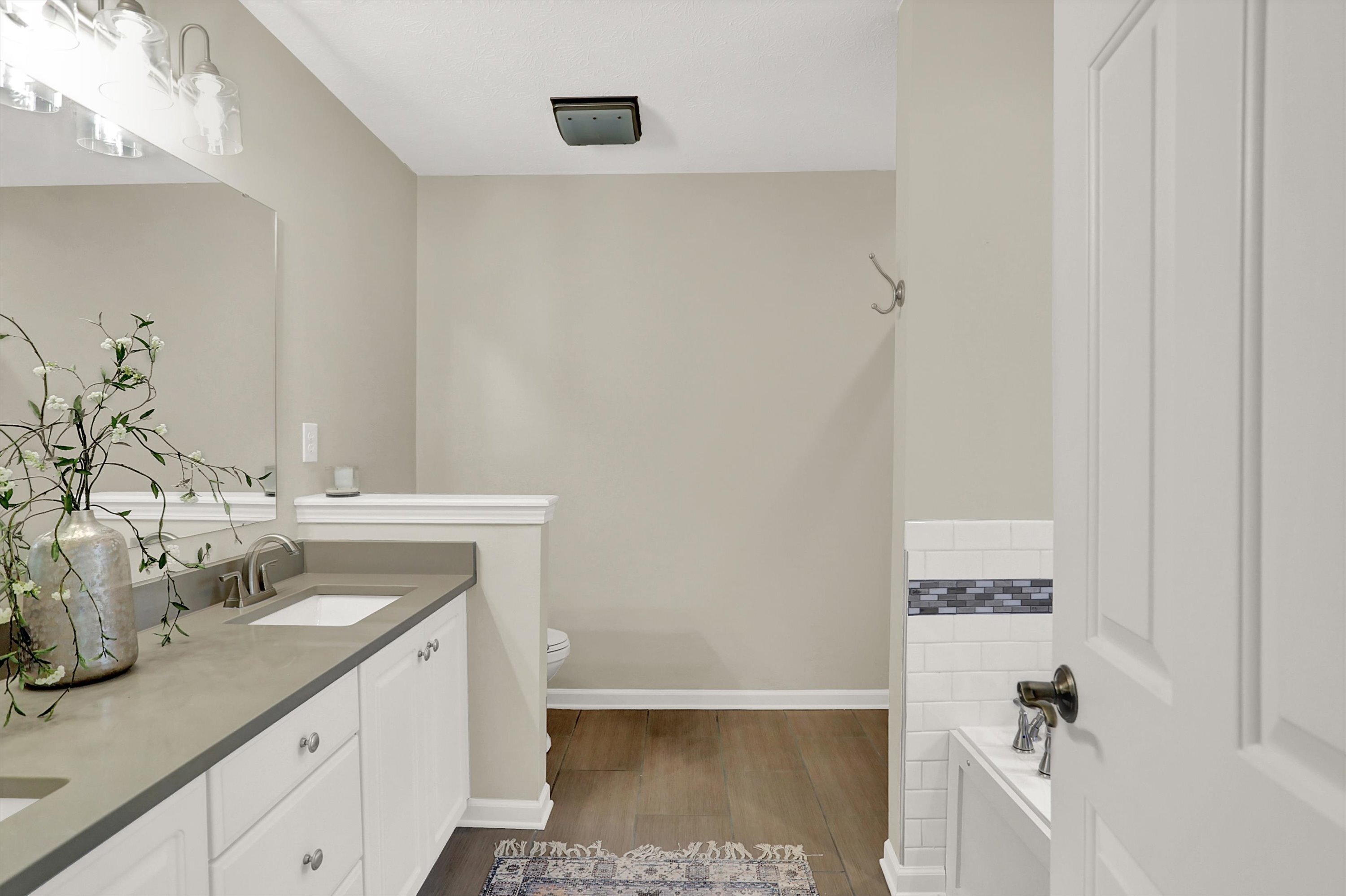 3622 Eaglewood Court