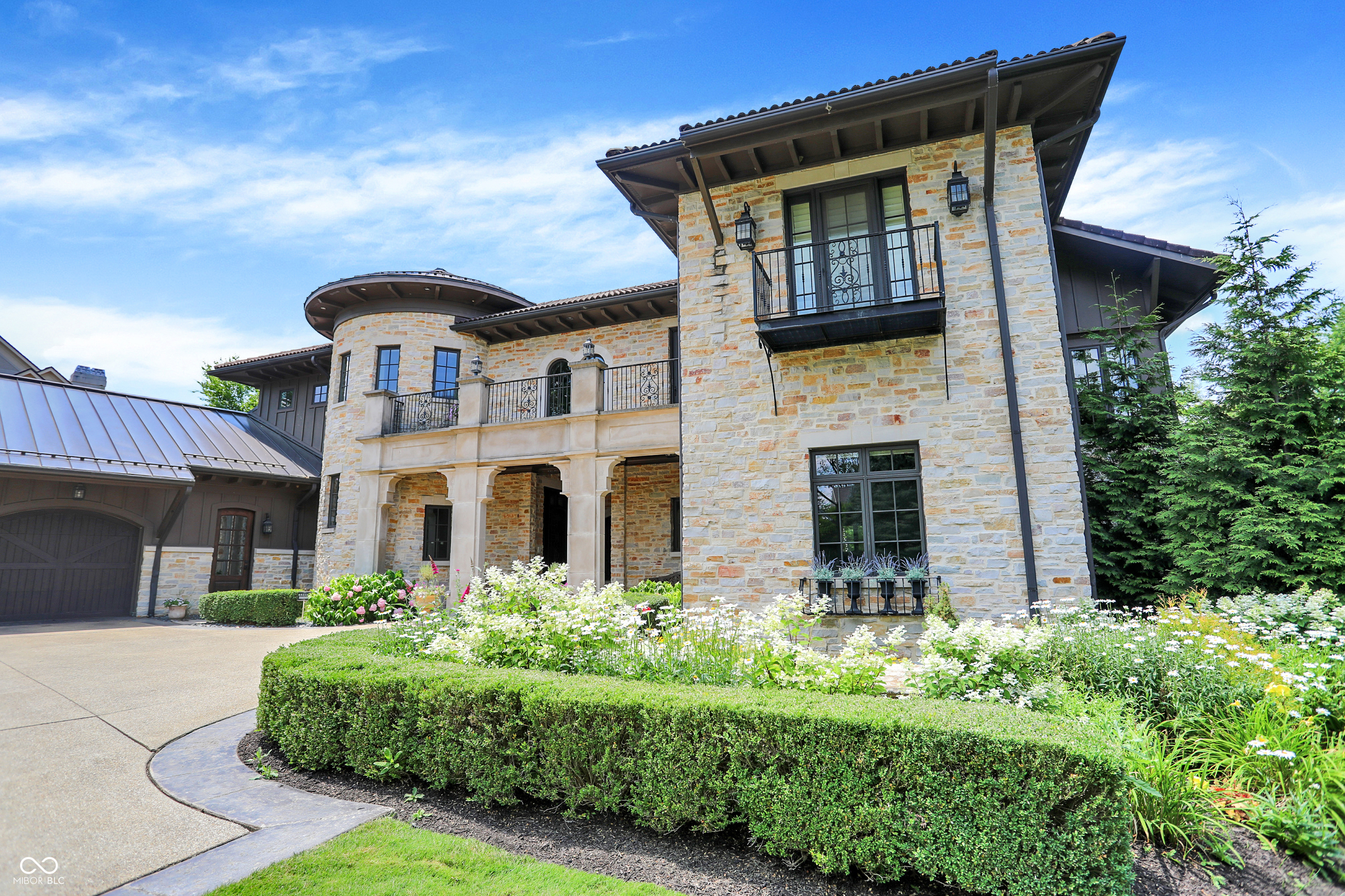 15620 Hidden Oaks Court