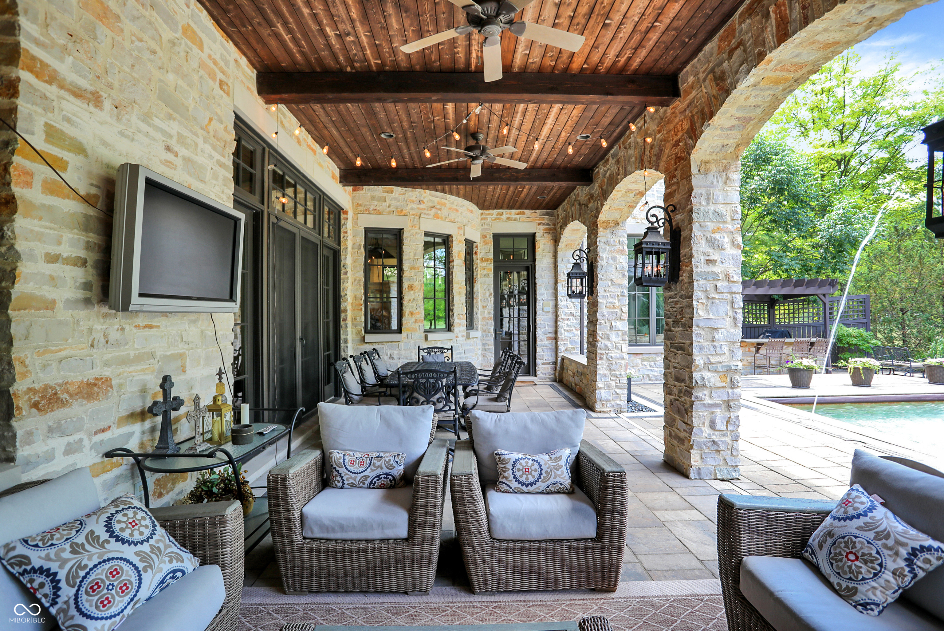 15620 Hidden Oaks Court