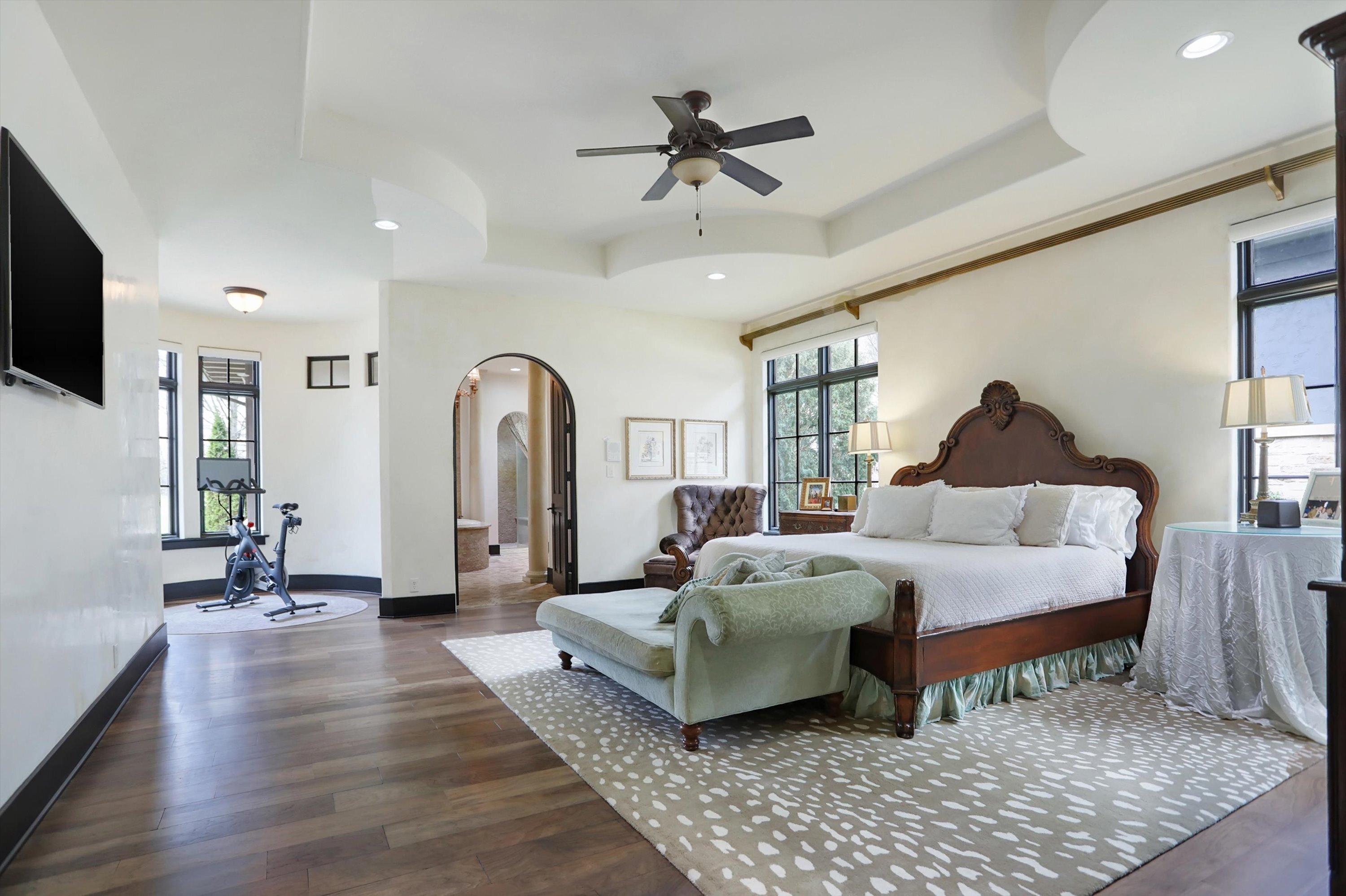 15620 Hidden Oaks Court