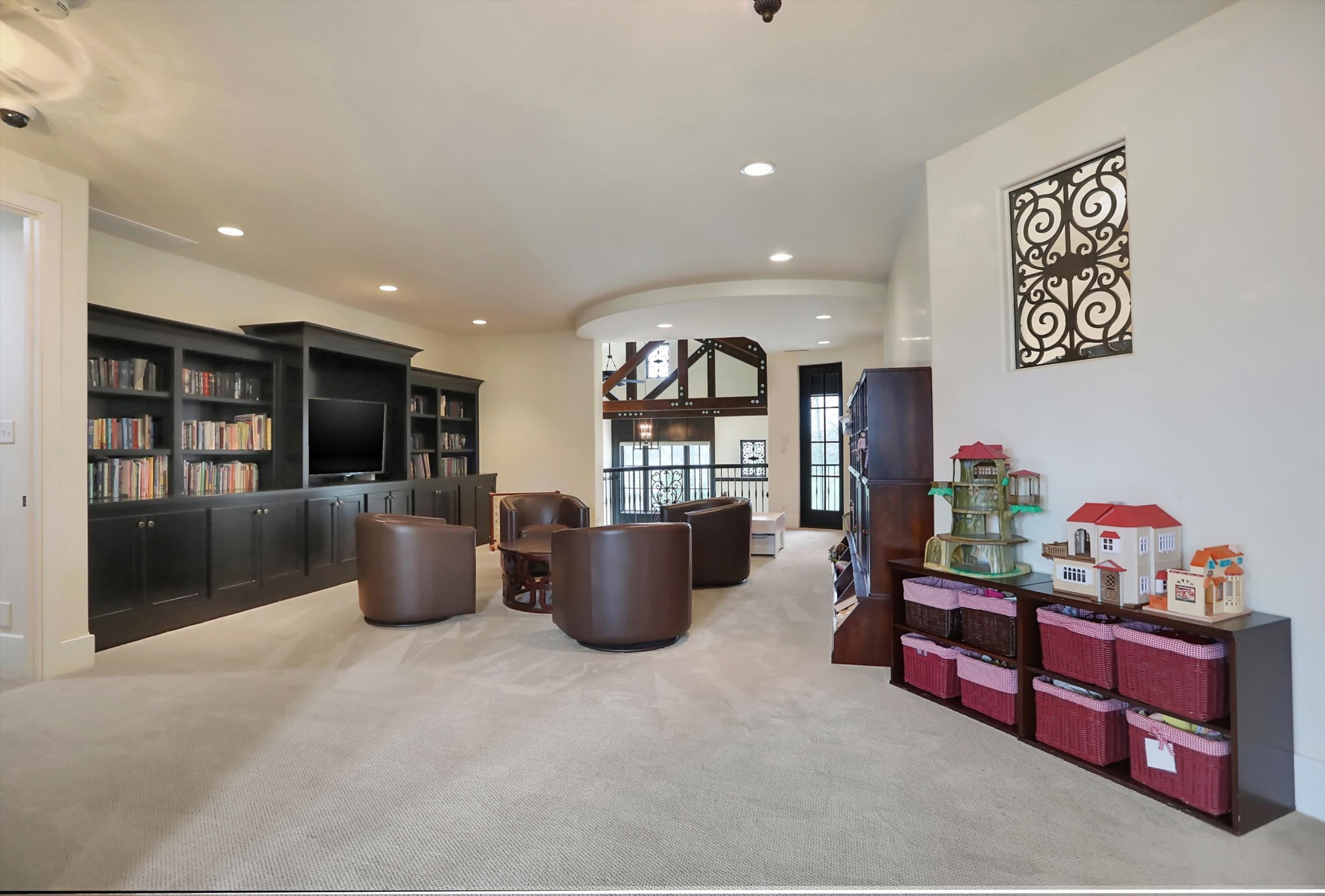 15620 Hidden Oaks Court