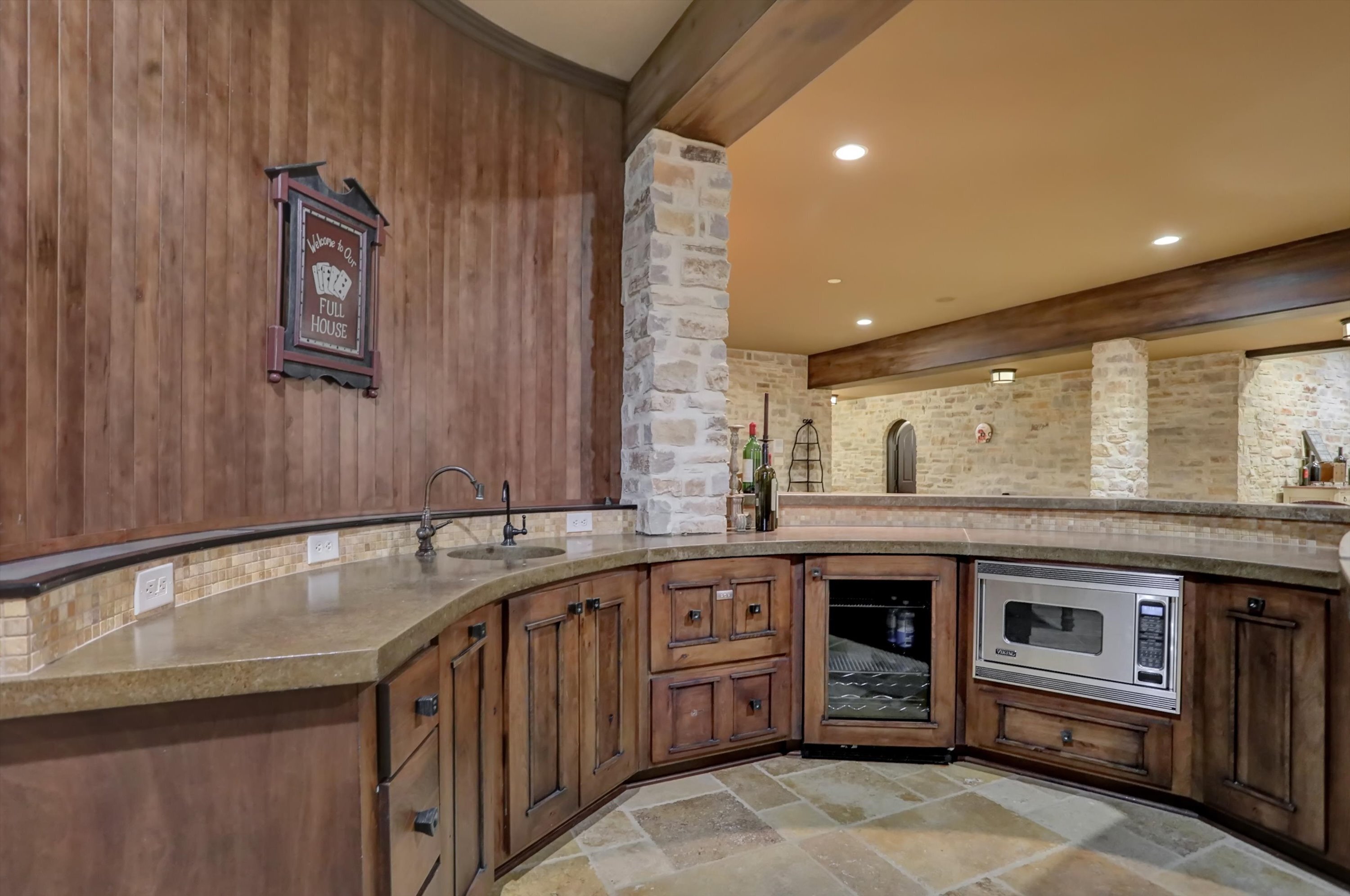 15620 Hidden Oaks Court