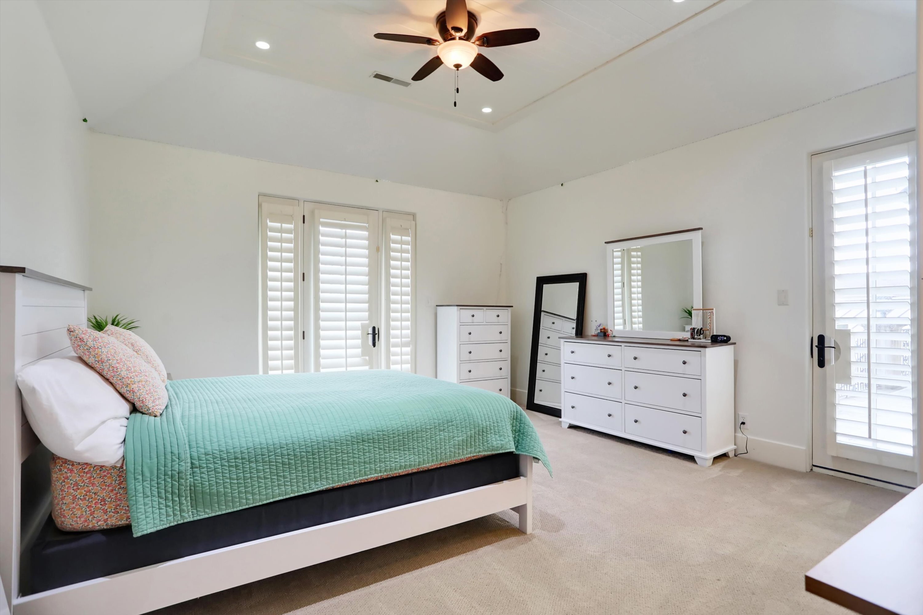 15620 Hidden Oaks Court