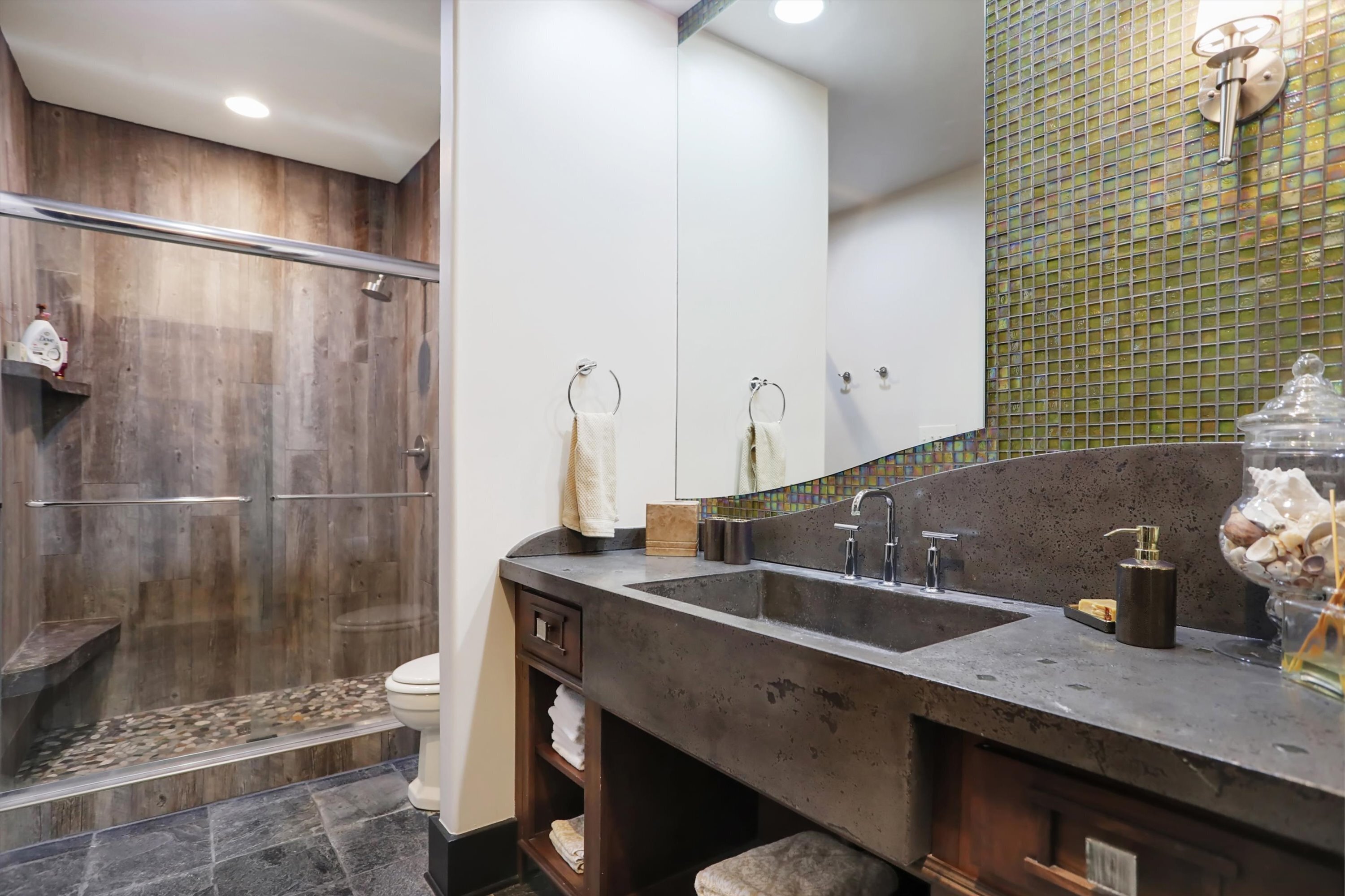 15620 Hidden Oaks Court