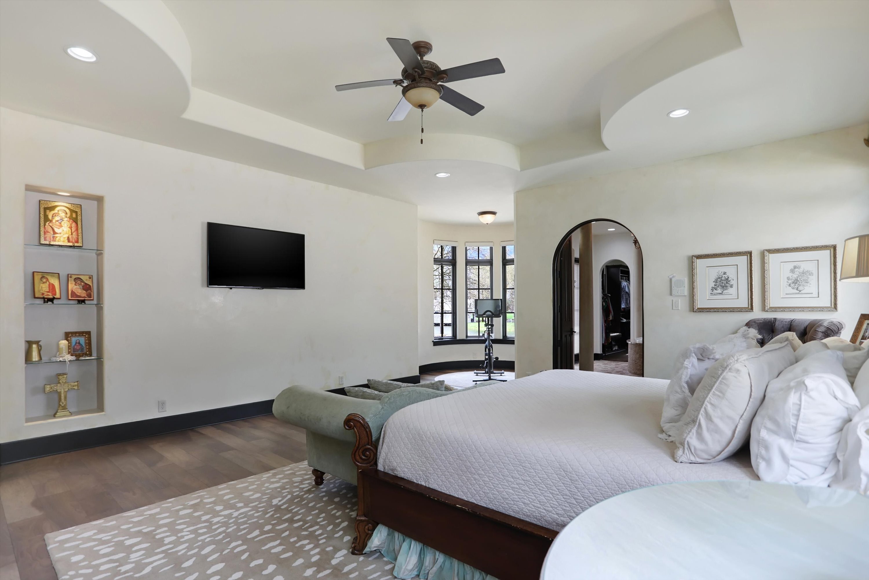 15620 Hidden Oaks Court