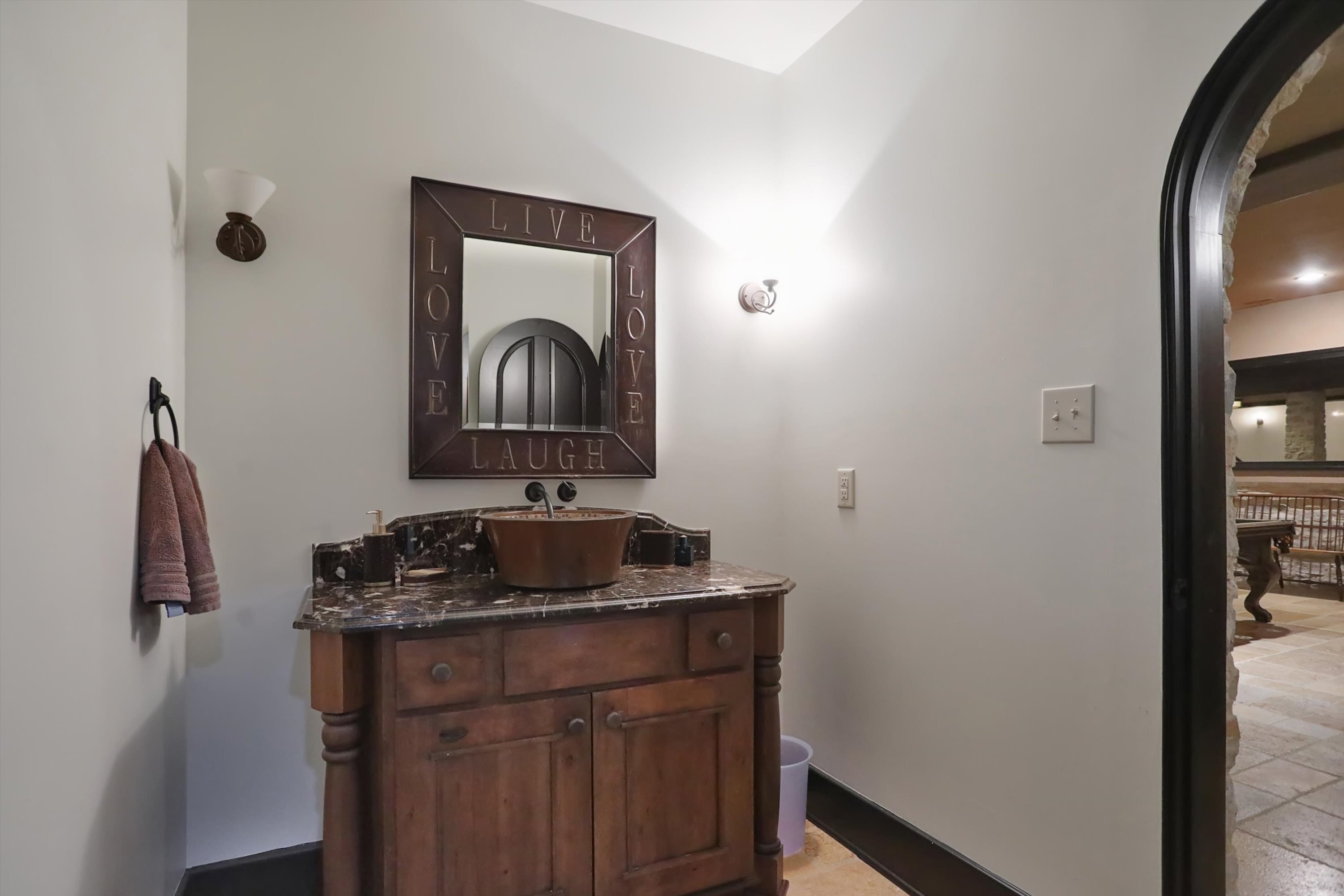 15620 Hidden Oaks Court