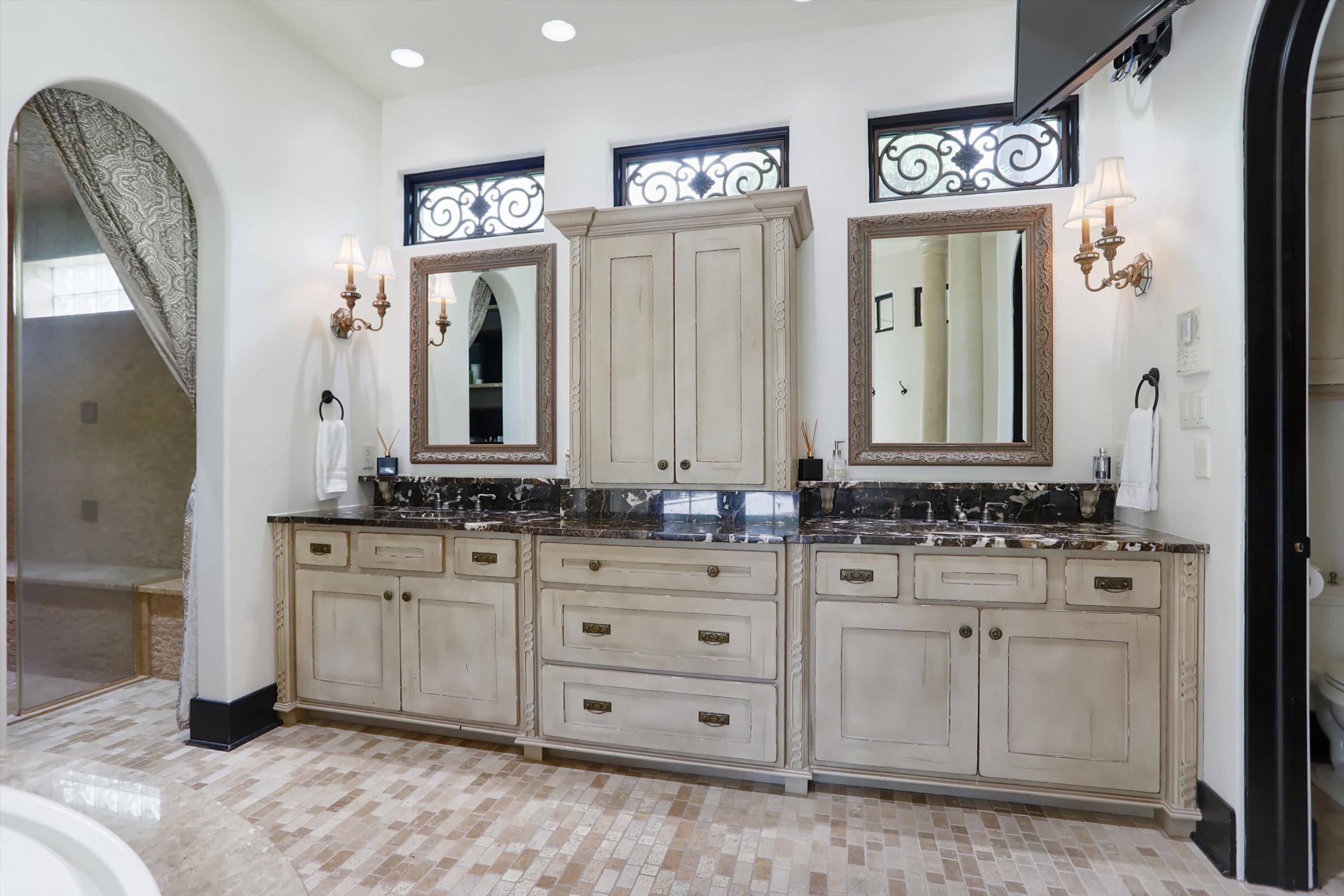 15620 Hidden Oaks Court