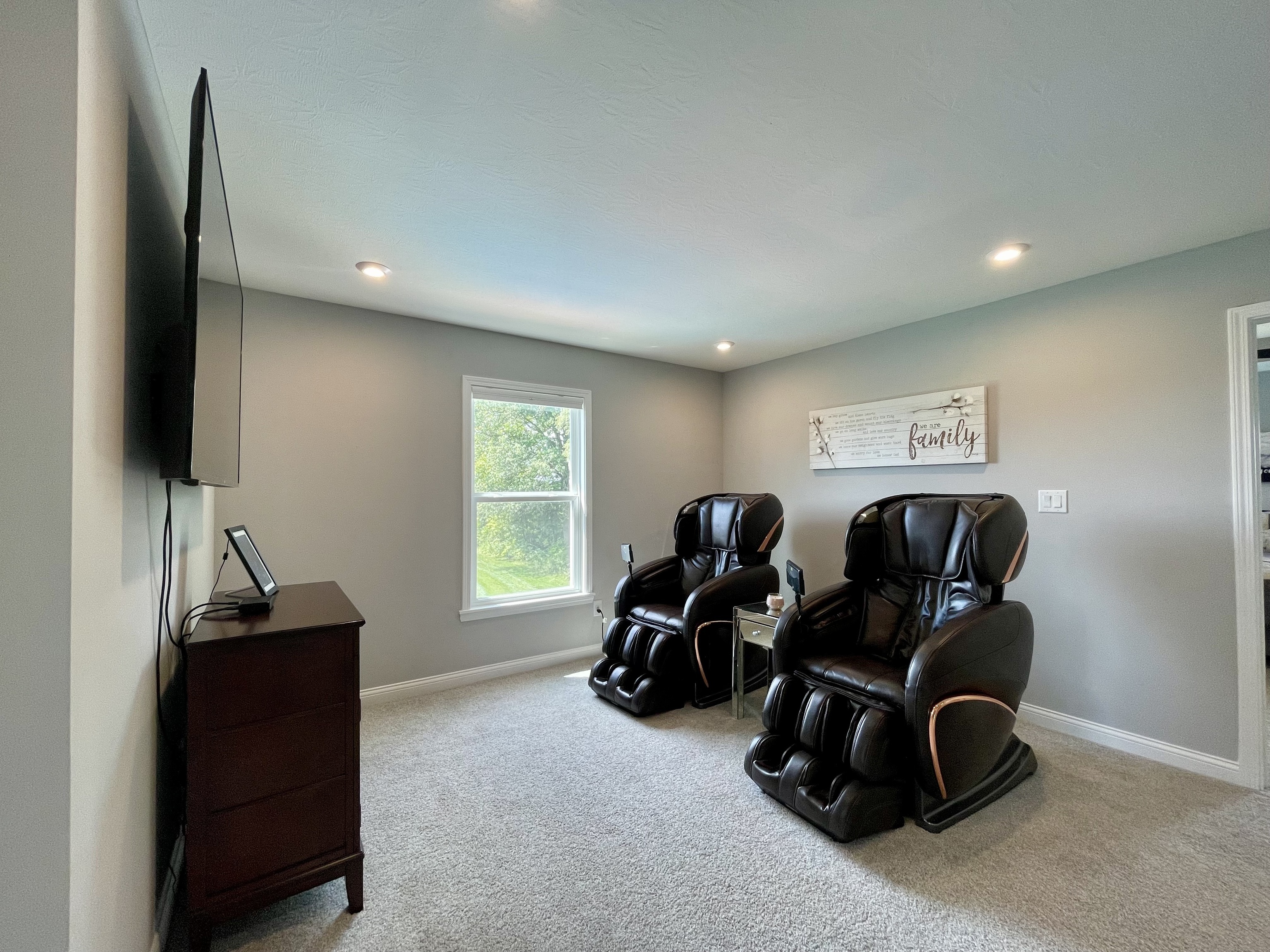 1081 Pond View Drive