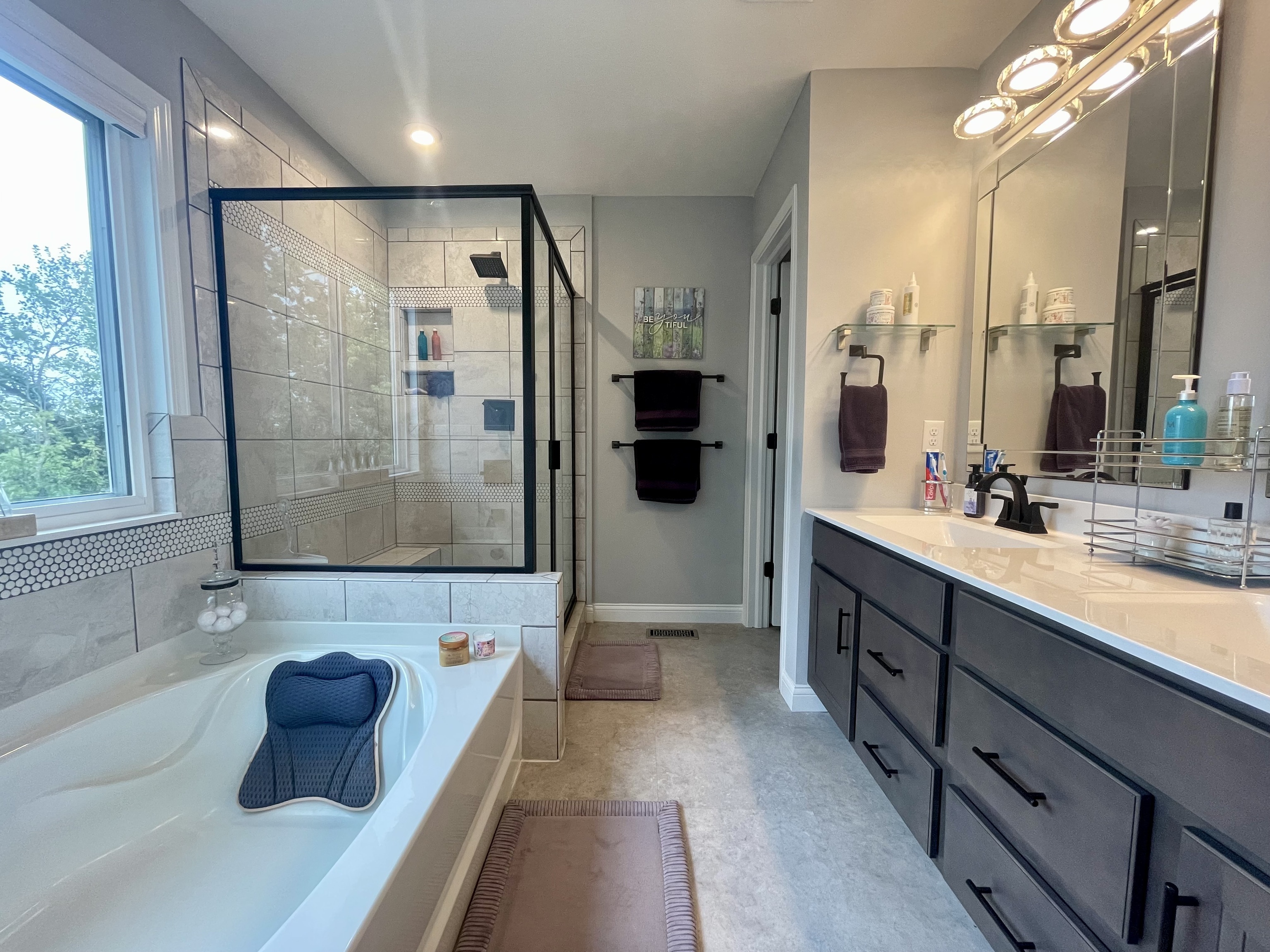 1081 Pond View Drive