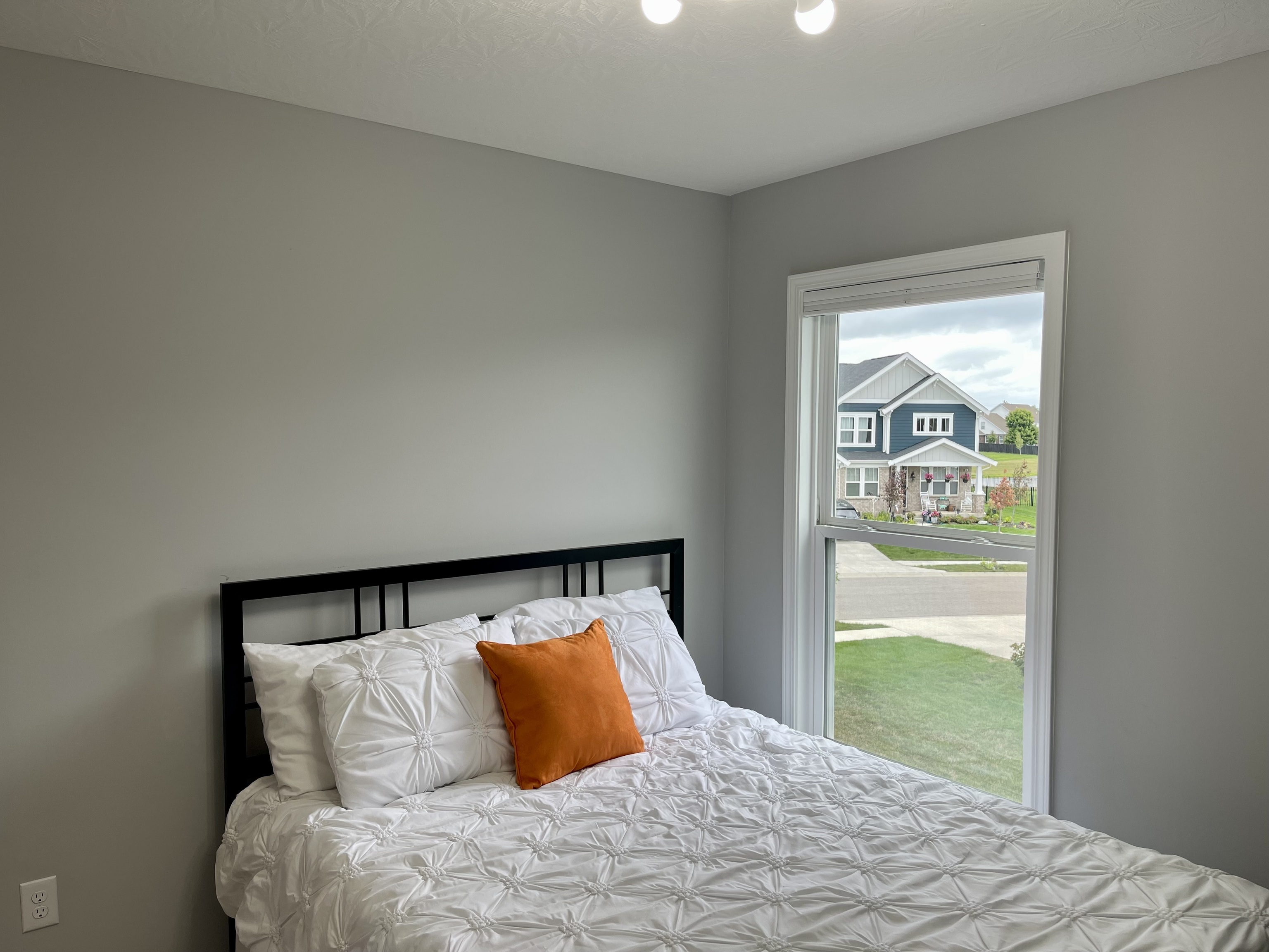 1081 Pond View Drive