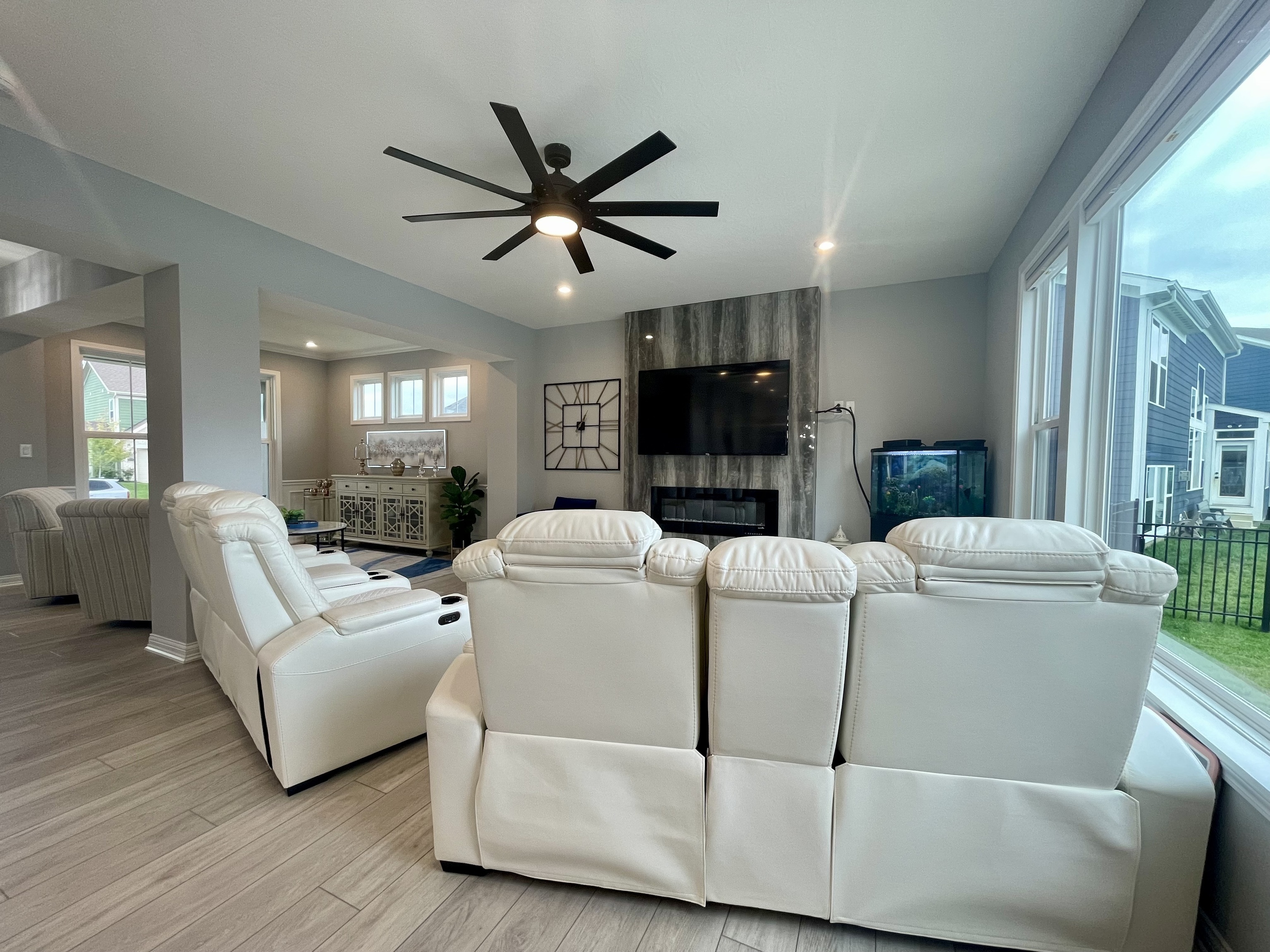 1081 Pond View Drive