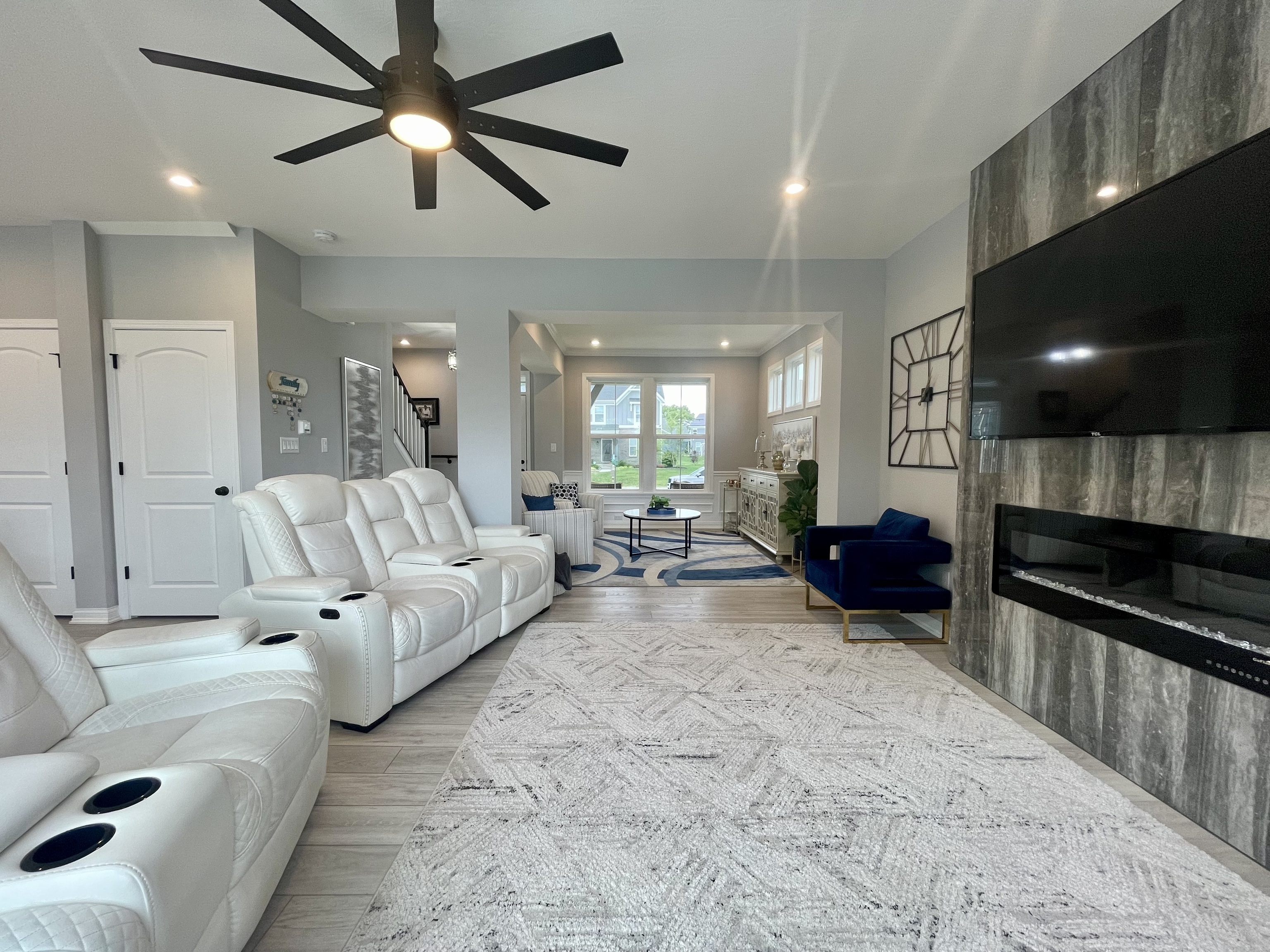 1081 Pond View Drive