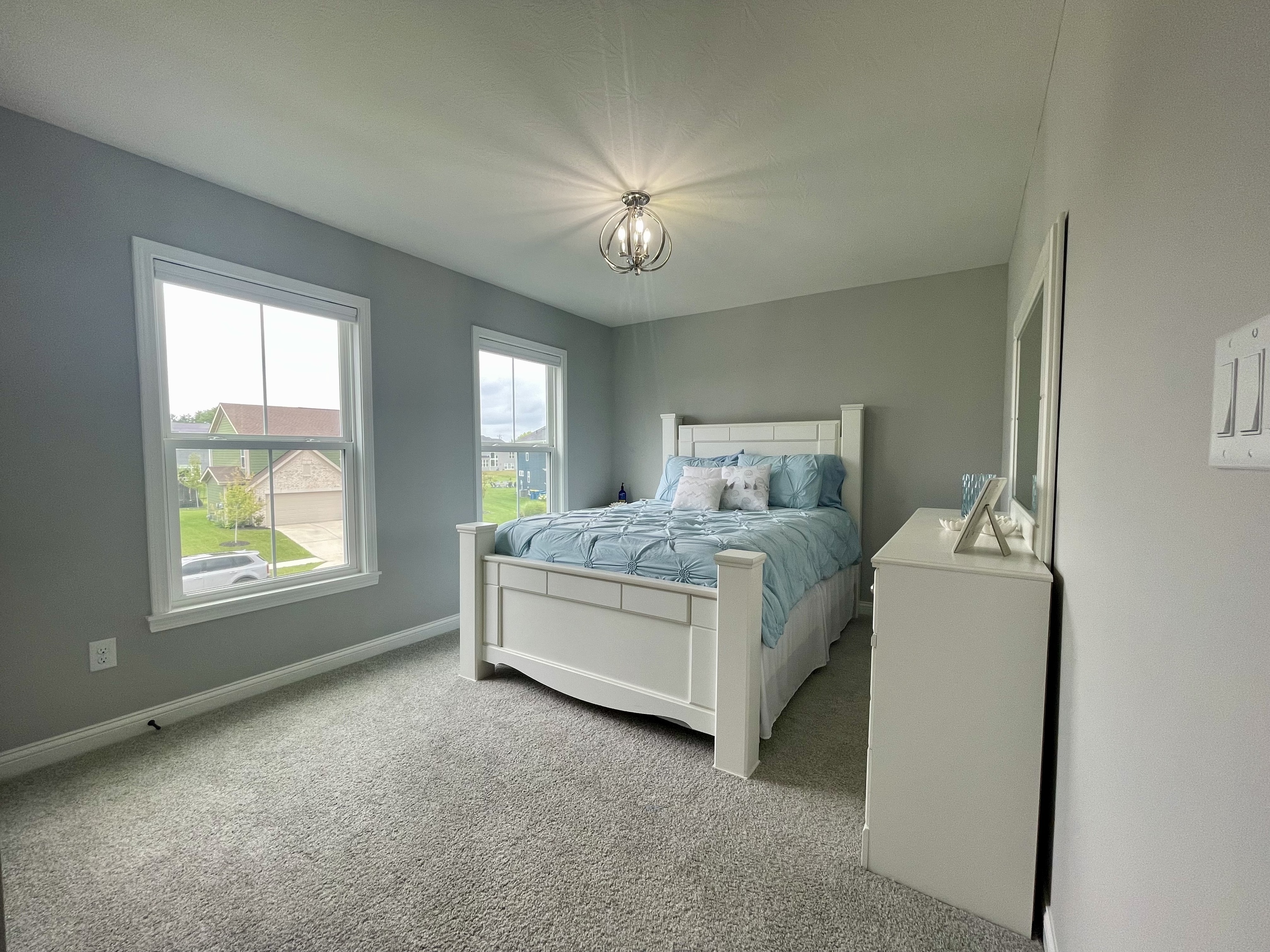 1081 Pond View Drive