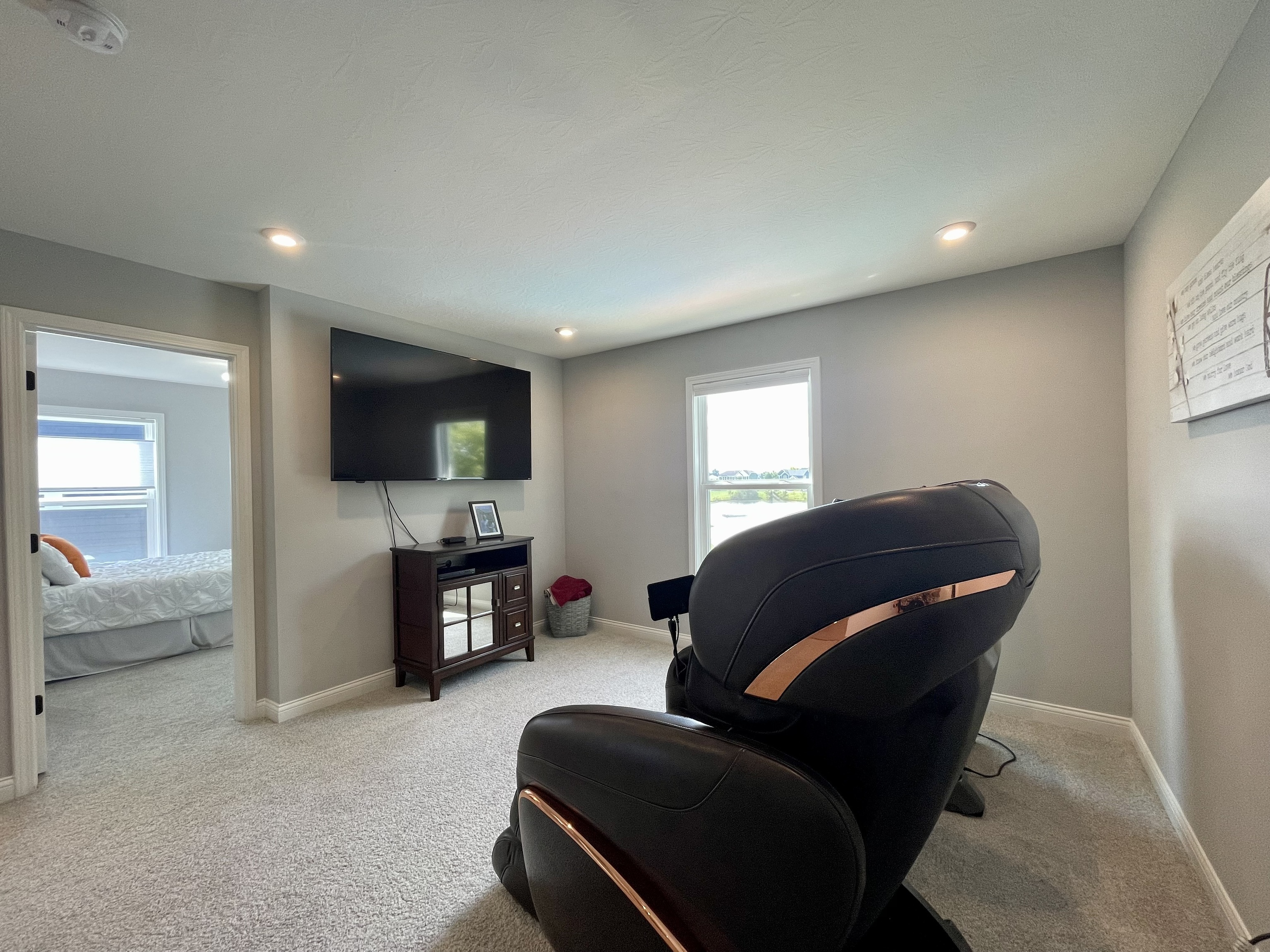 1081 Pond View Drive