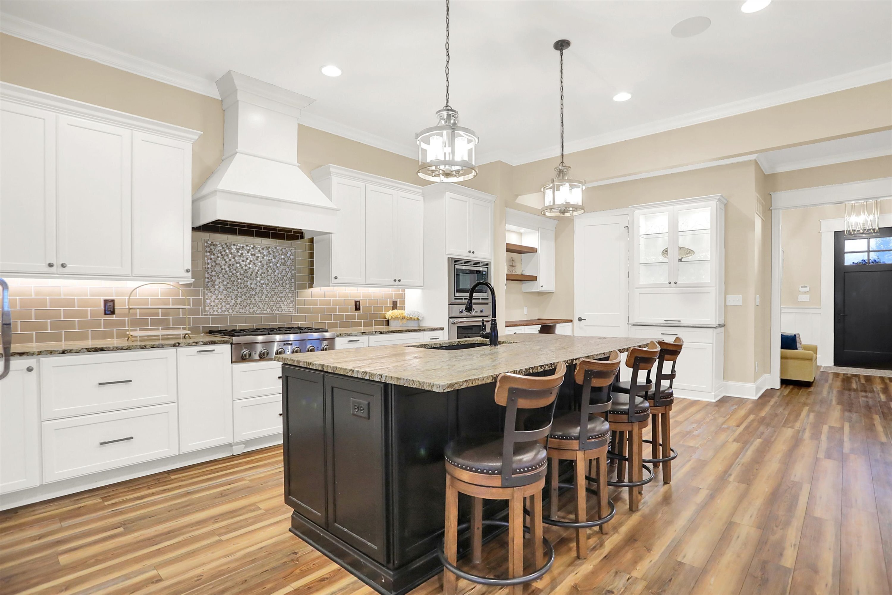 720 Chatham Hills Boulevard